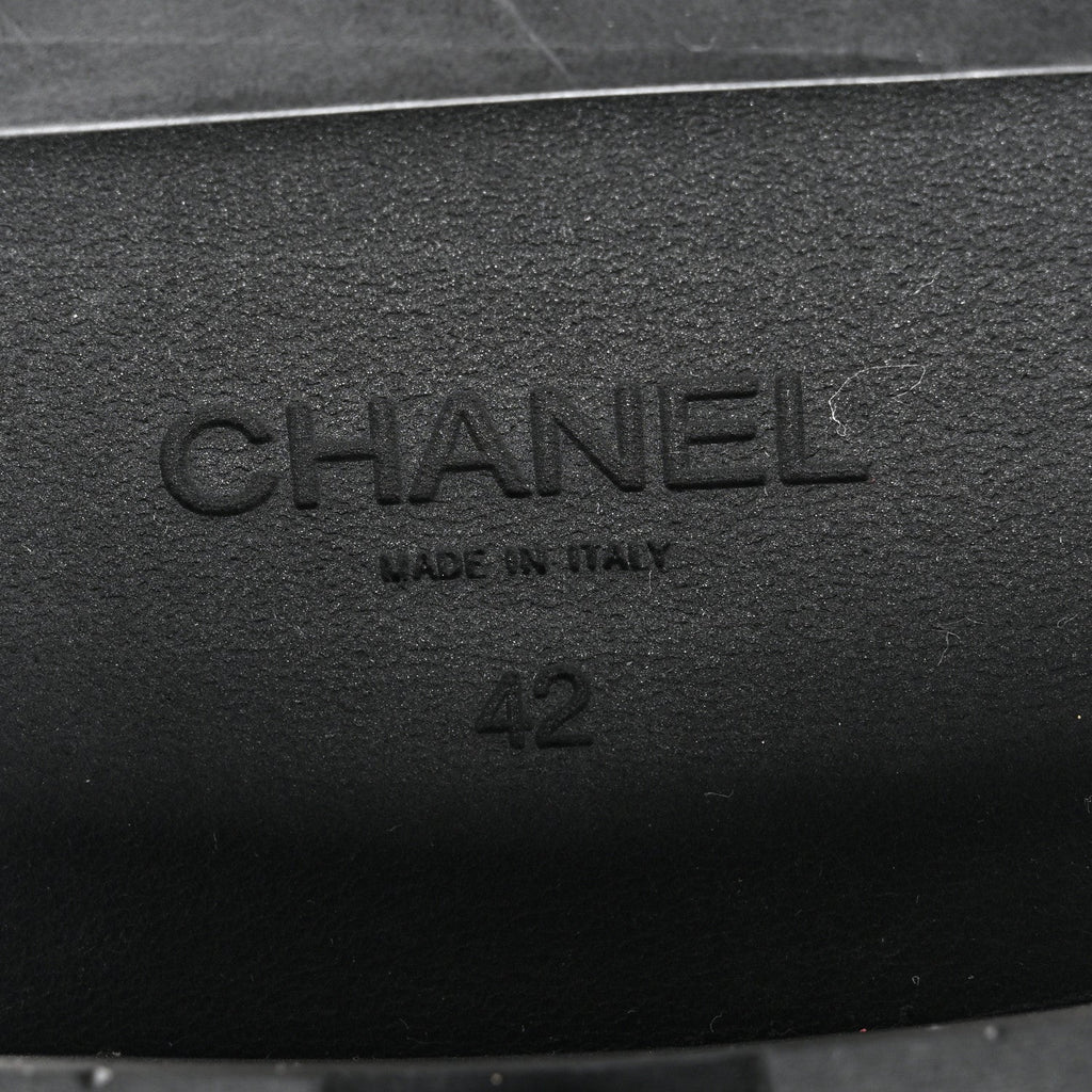 Chanel Calfskin Quilted CC Mocassin Loafers 42 Brown