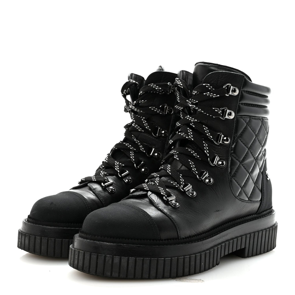 Chanel Calfskin Grosgrain Quilted Lace Up Boots 38.5 Black Grey