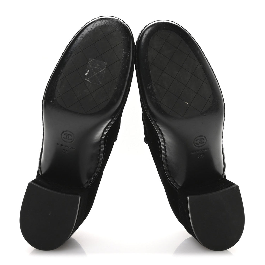 Chanel Shiny Calfskin Logo Loafers 38 Black