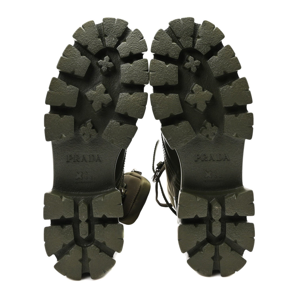 Prada Spazzolato Rois Re-Nylon Metal Triangle Logo Monolith Pouch Pocket 55mm Boots 41 Militare