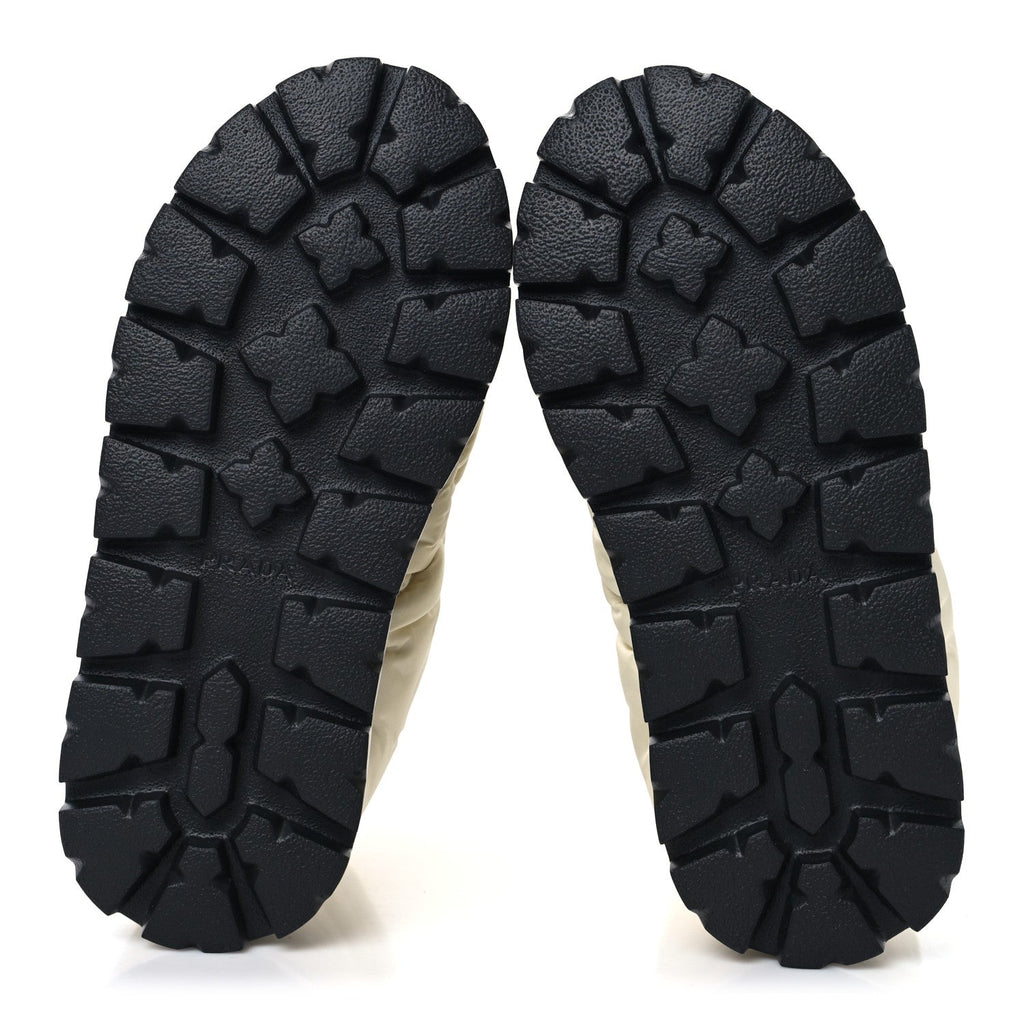 Prada Re-Nylon Piuma Triangle Logo Padded Drawcord 20mm Snow Boots 37 Avorio