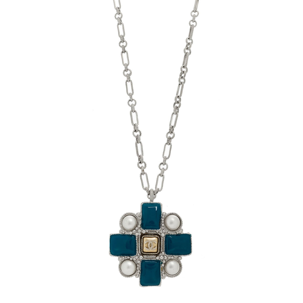 Chanel Gripoix Poured Glass Pearl CC Pendant Necklace Turquoise Silver