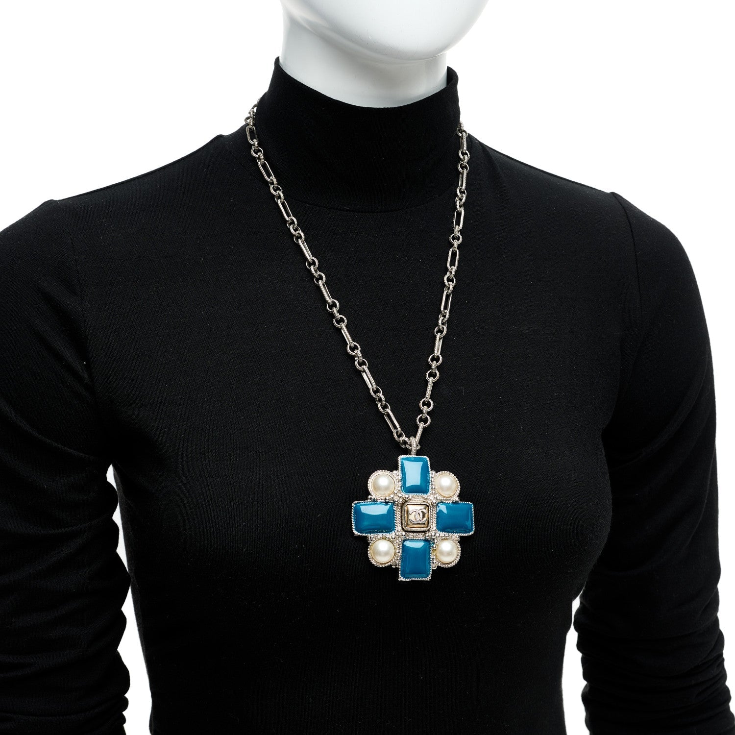 Chanel Gripoix Poured Glass Pearl CC Pendant Necklace Turquoise Silver