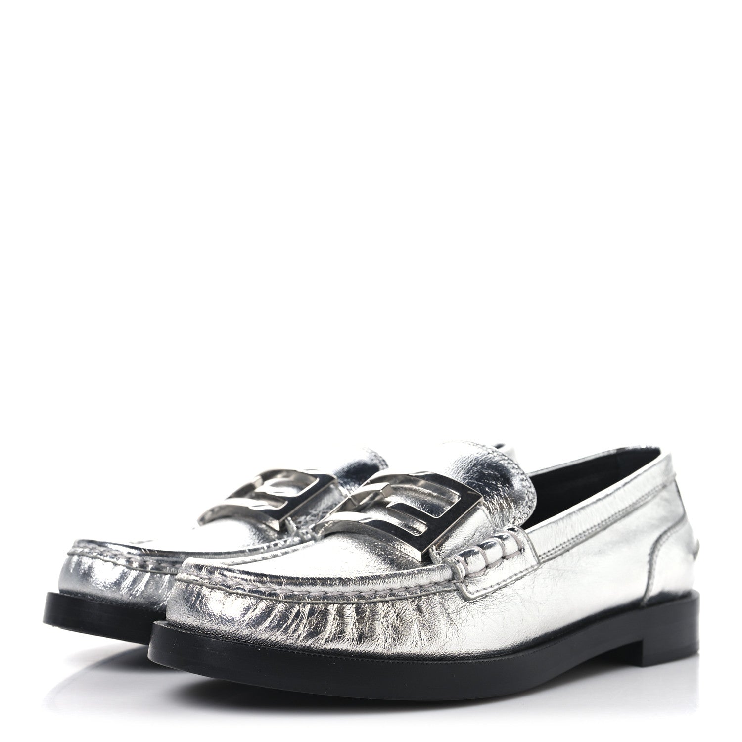 Fendi Metallic Vitello Womens Baguette Loafers 38 Argento