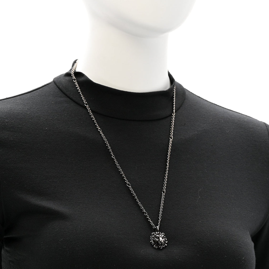 Gucci Metal Lion Head Necklace Silver