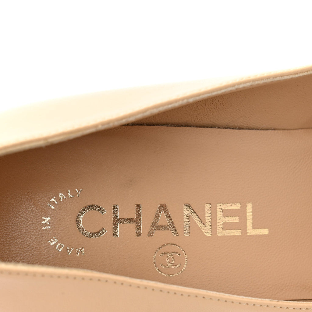 Chanel Lambskin Cap Toe Metal Heel Pumps 37.5 Beige Black