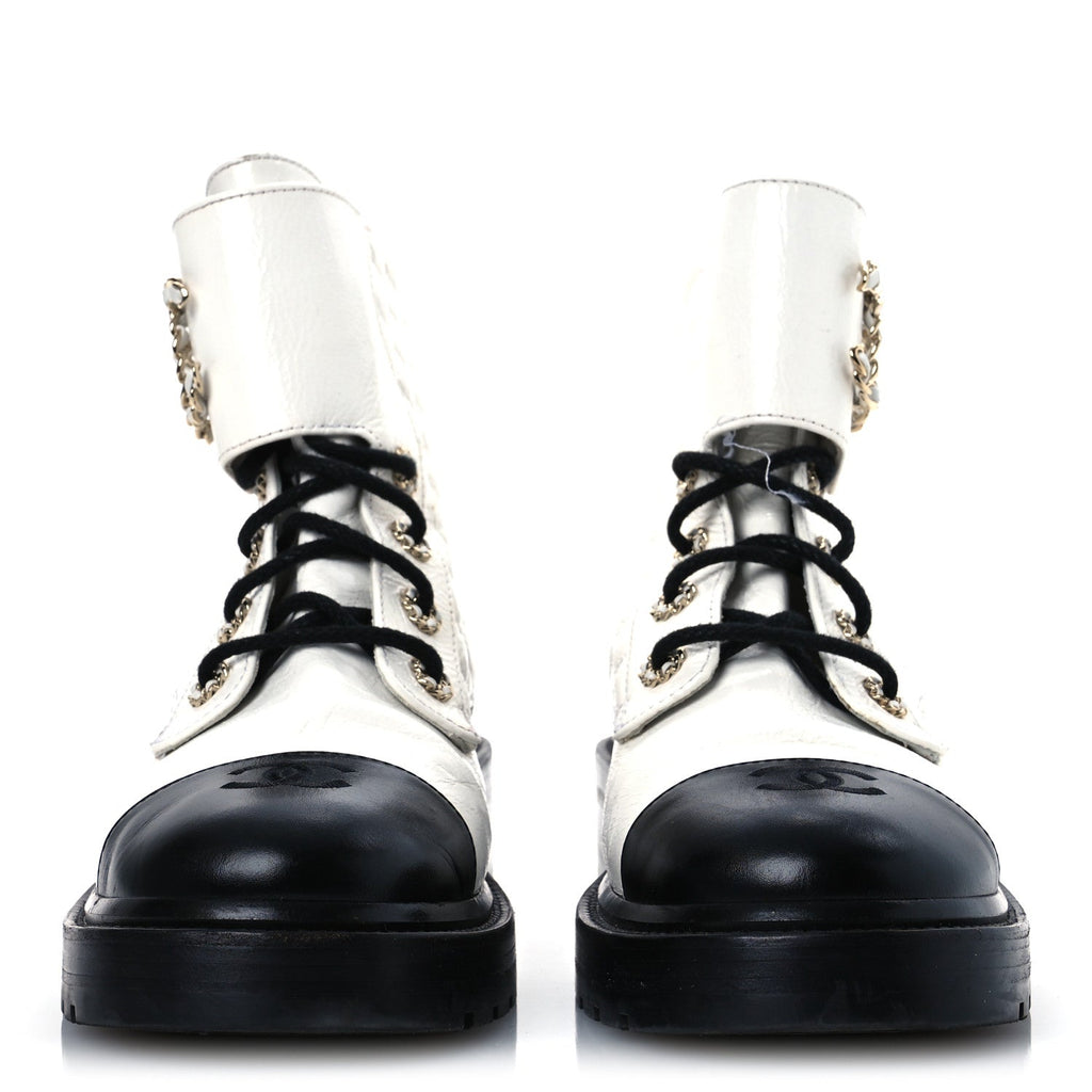 Chanel Shiny Goatskin Calfskin Quilted Lace Up Combat Boots 41.5 White Black