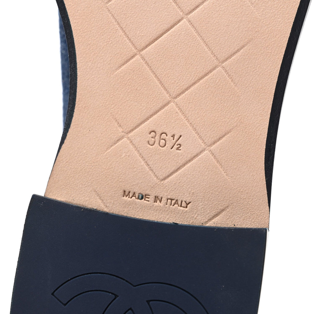 Chanel Denim CC Turnlock Loafers 36.5 Dark Blue