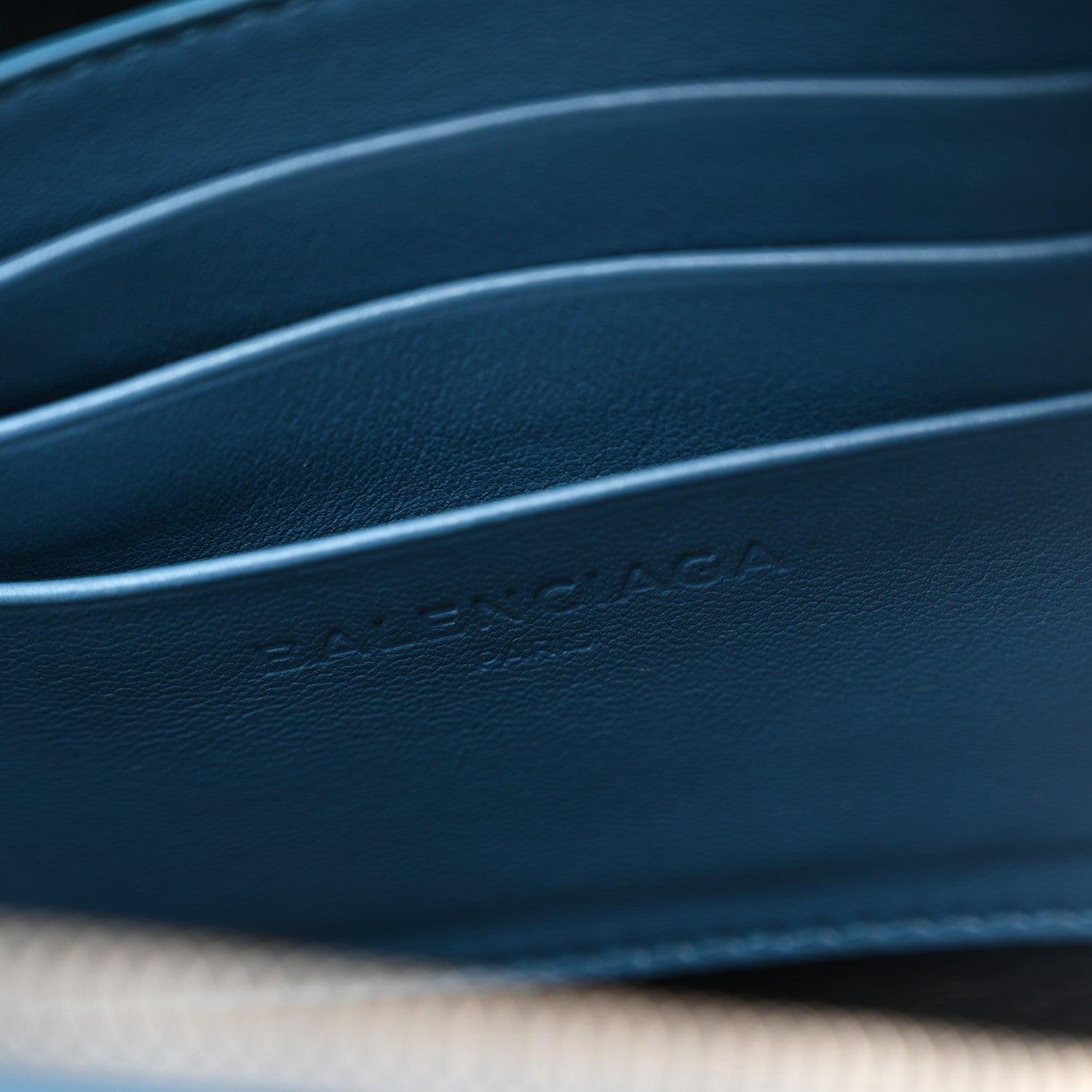 Balenciaga Calfskin M Triangle Pouch Bleu Persan