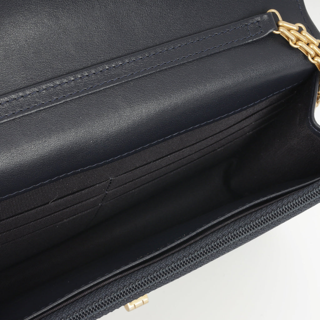 Chanel 2.55 Re-issue Wallet on Chain