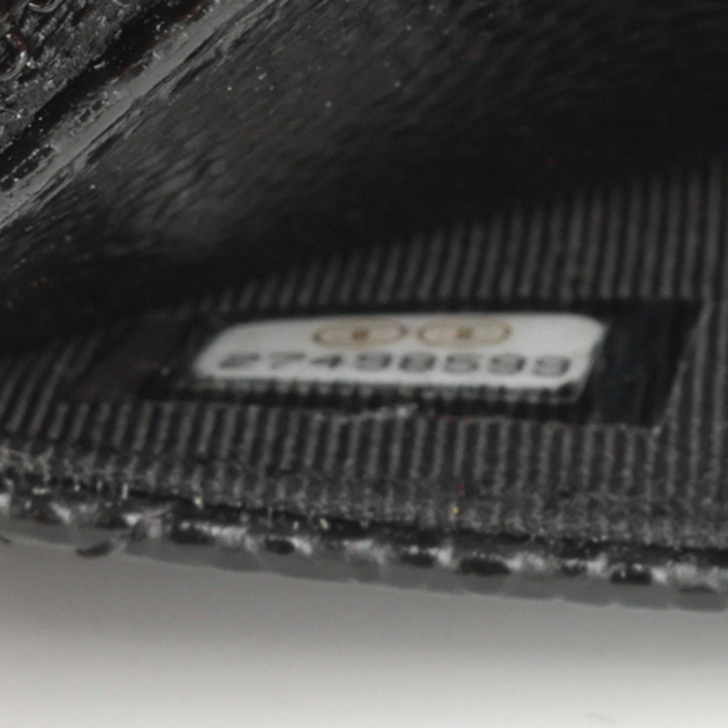 Chanel Classic Wallet on Chain