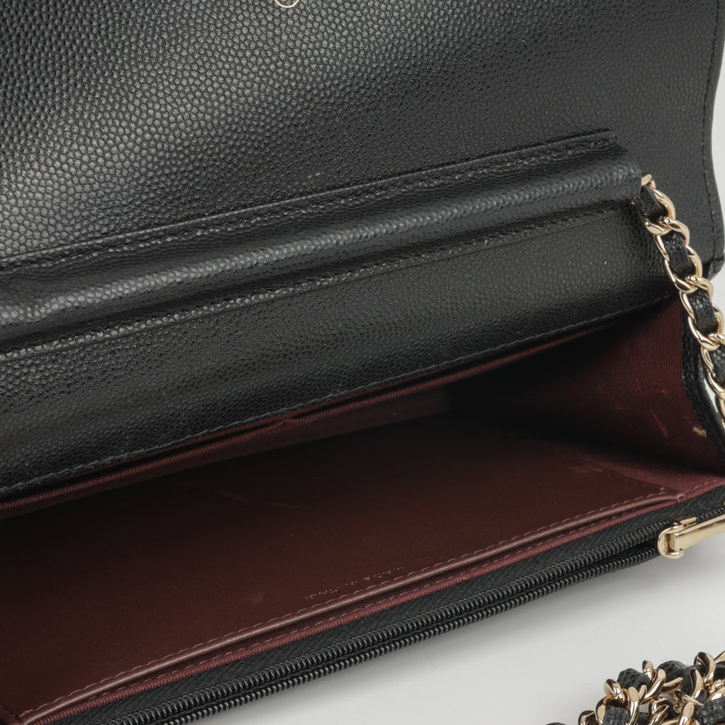 Chanel Classic Wallet on Chain