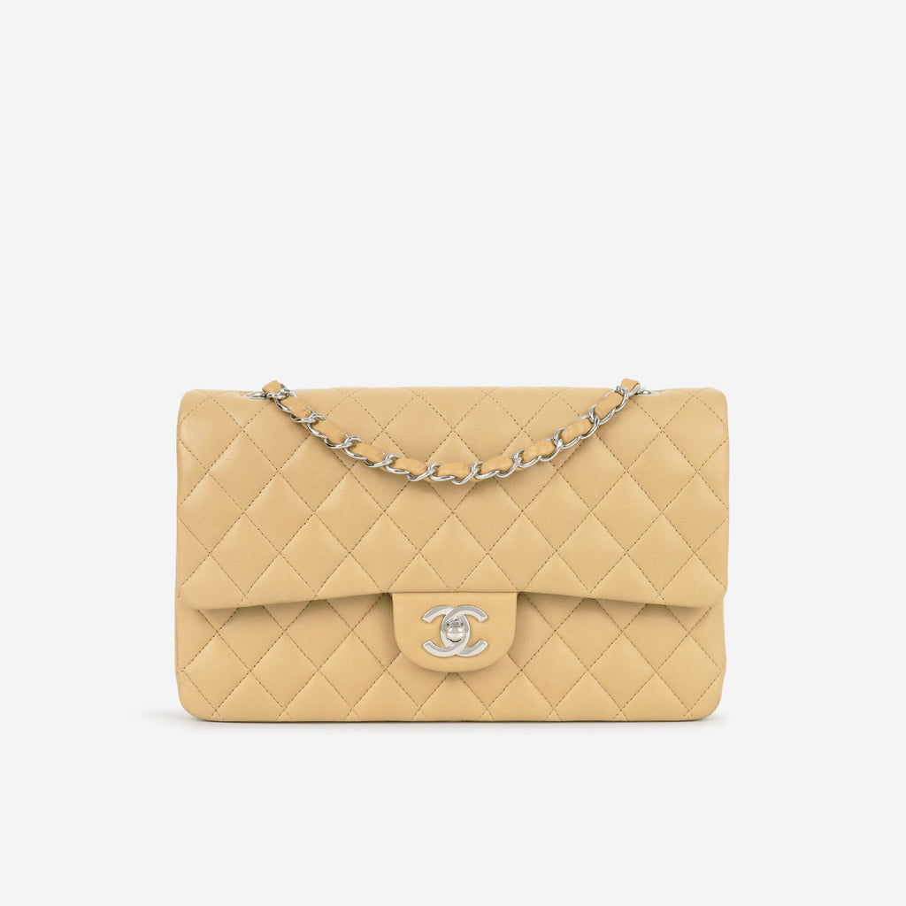 Chanel Vintage Medium Classic Flap