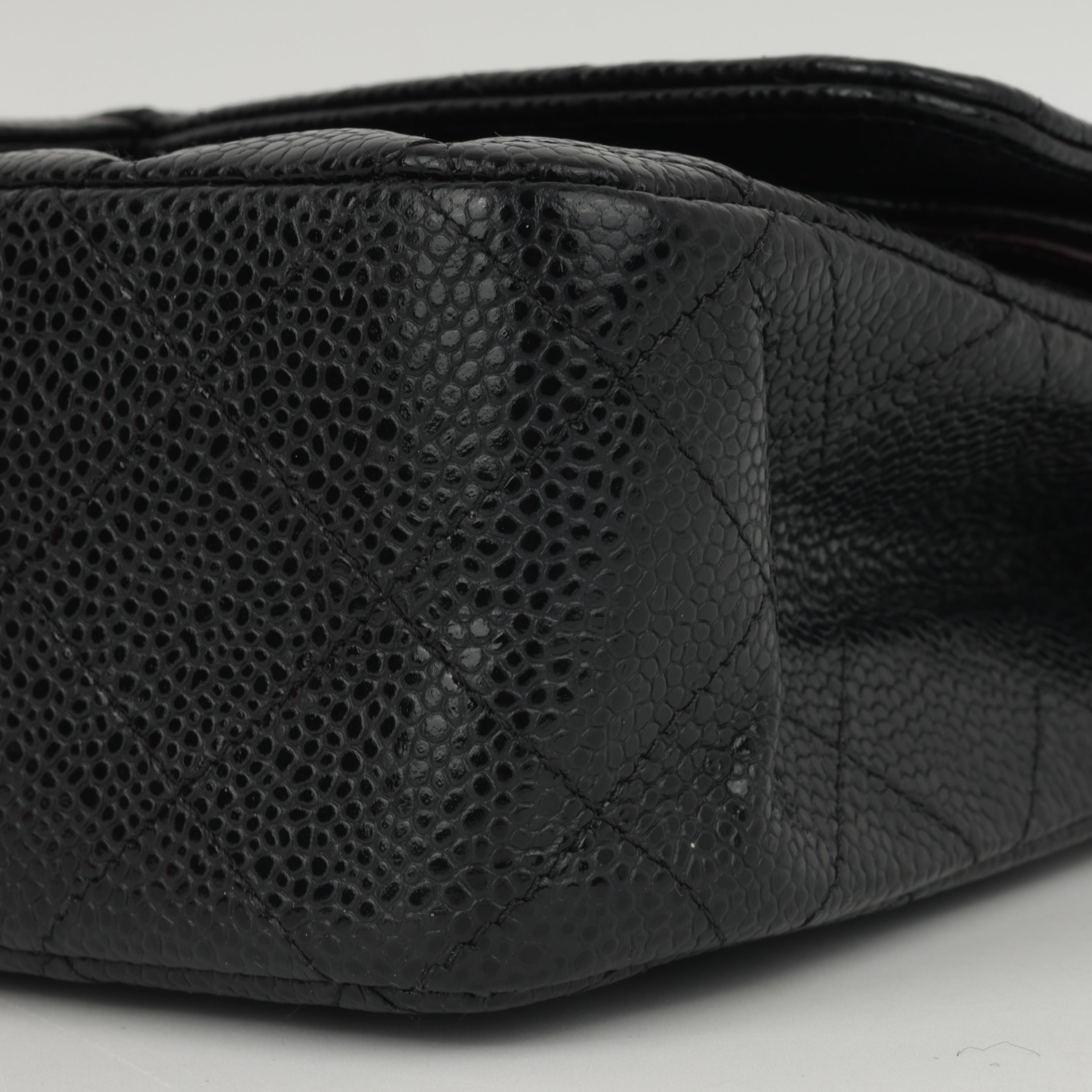 Chanel Medium Classic Flap Black Caviar | Gold Hardware (2022)