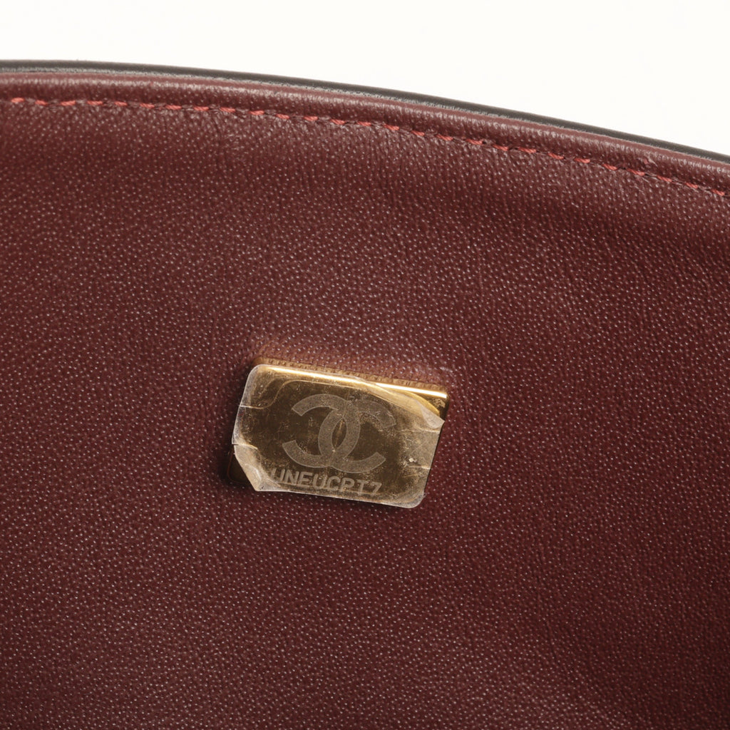 Chanel Medium Classic Flap - Black Lambskin | Gold Hardware (2022)