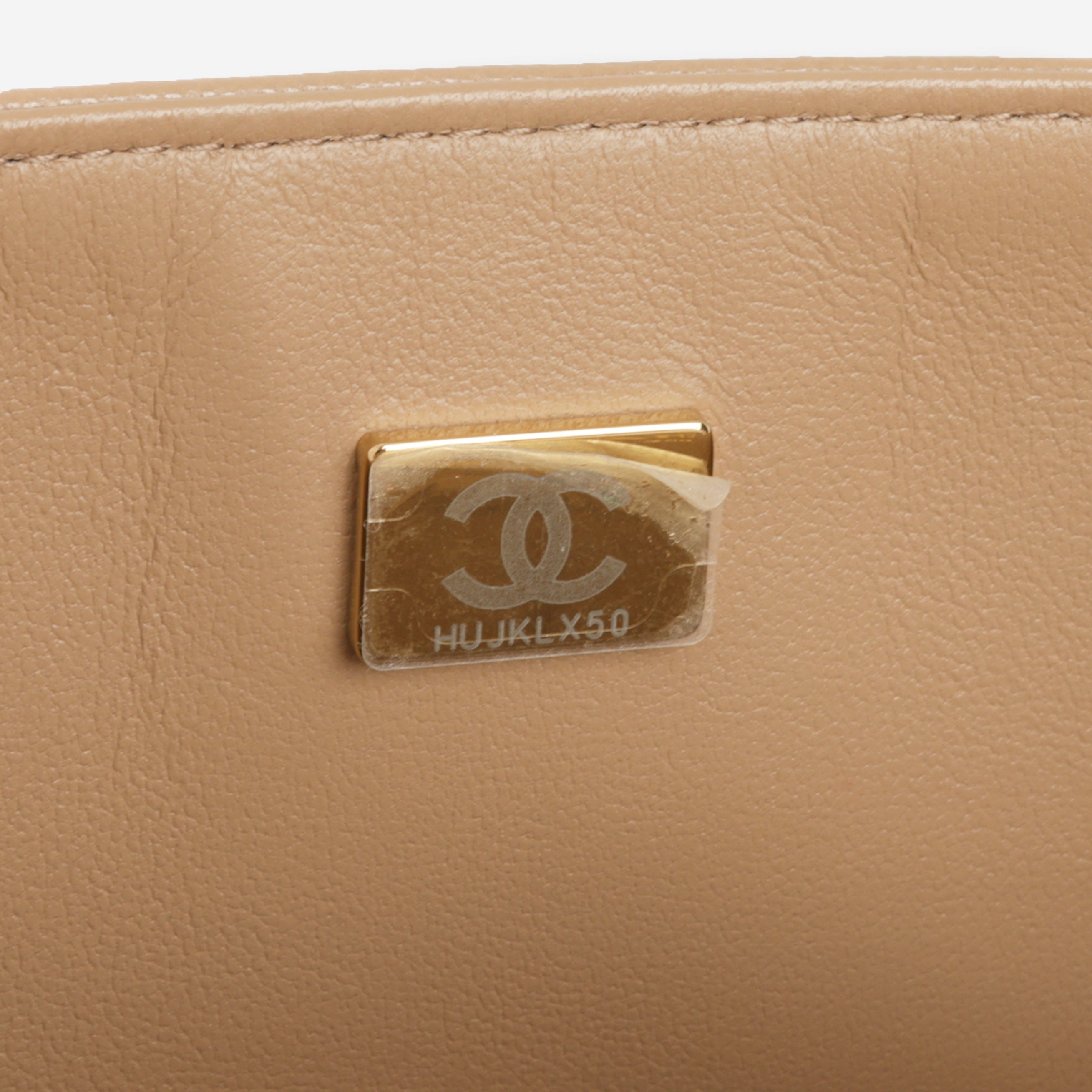 Chanel Medium Classic Flap Caramel Caviar | Champagne Gold Hardware