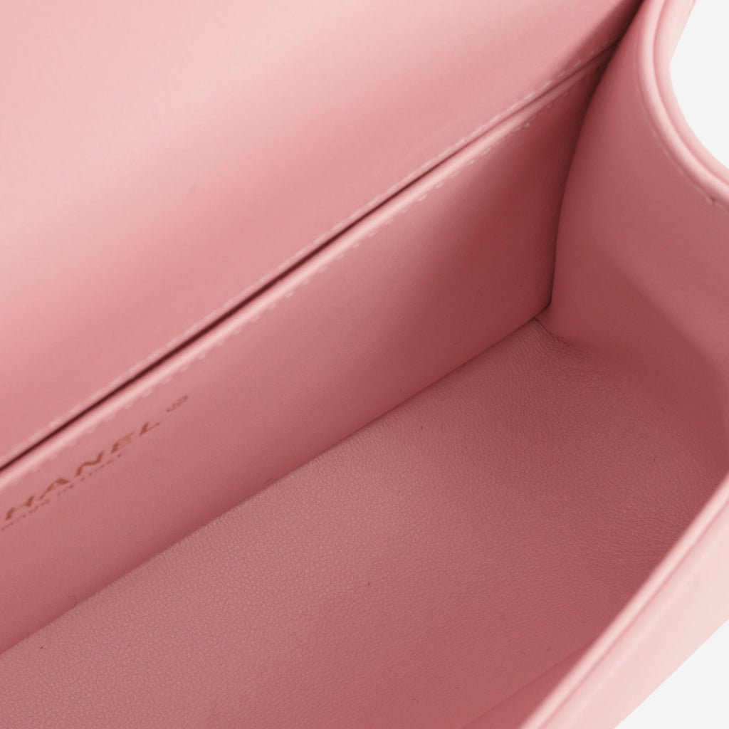 Chanel Medium Boy Bag - Pink Lambskin | Aged Gold Hardware