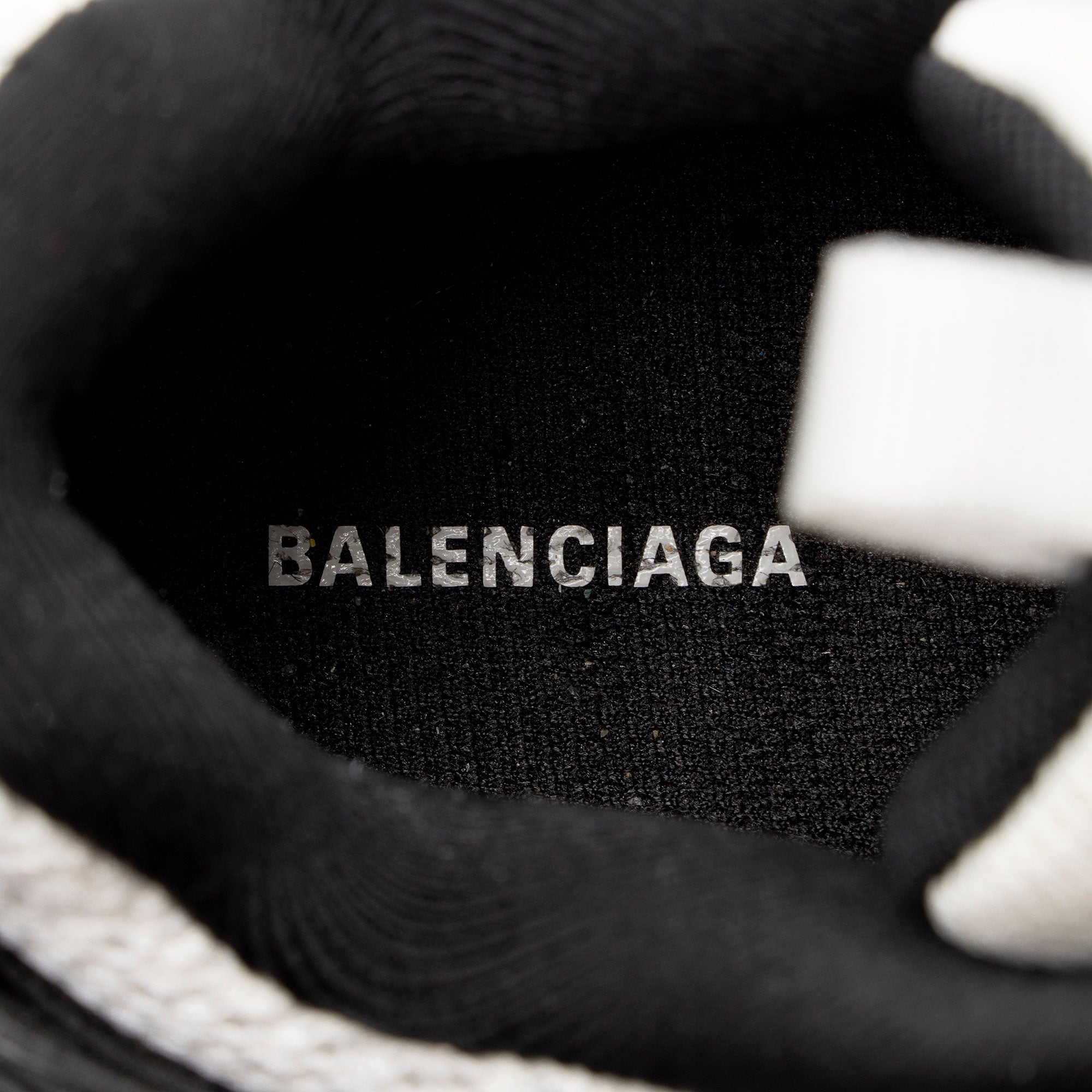 Balenciaga Calfskin Mesh Track Sneakers - Size 7 / 37 (SHF-r9eohF)