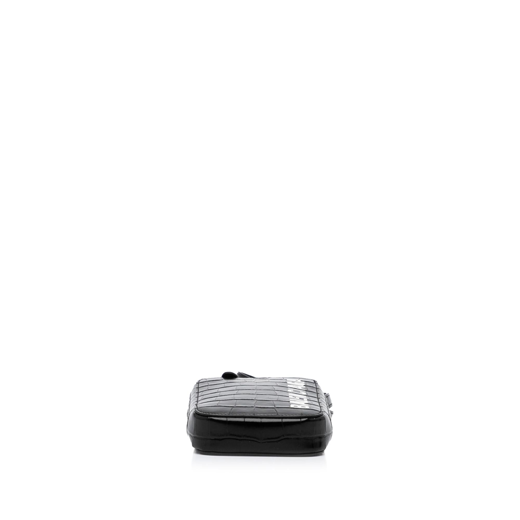 Balenciaga Embossed Zip Phone Holder (SHG-J8voGS)