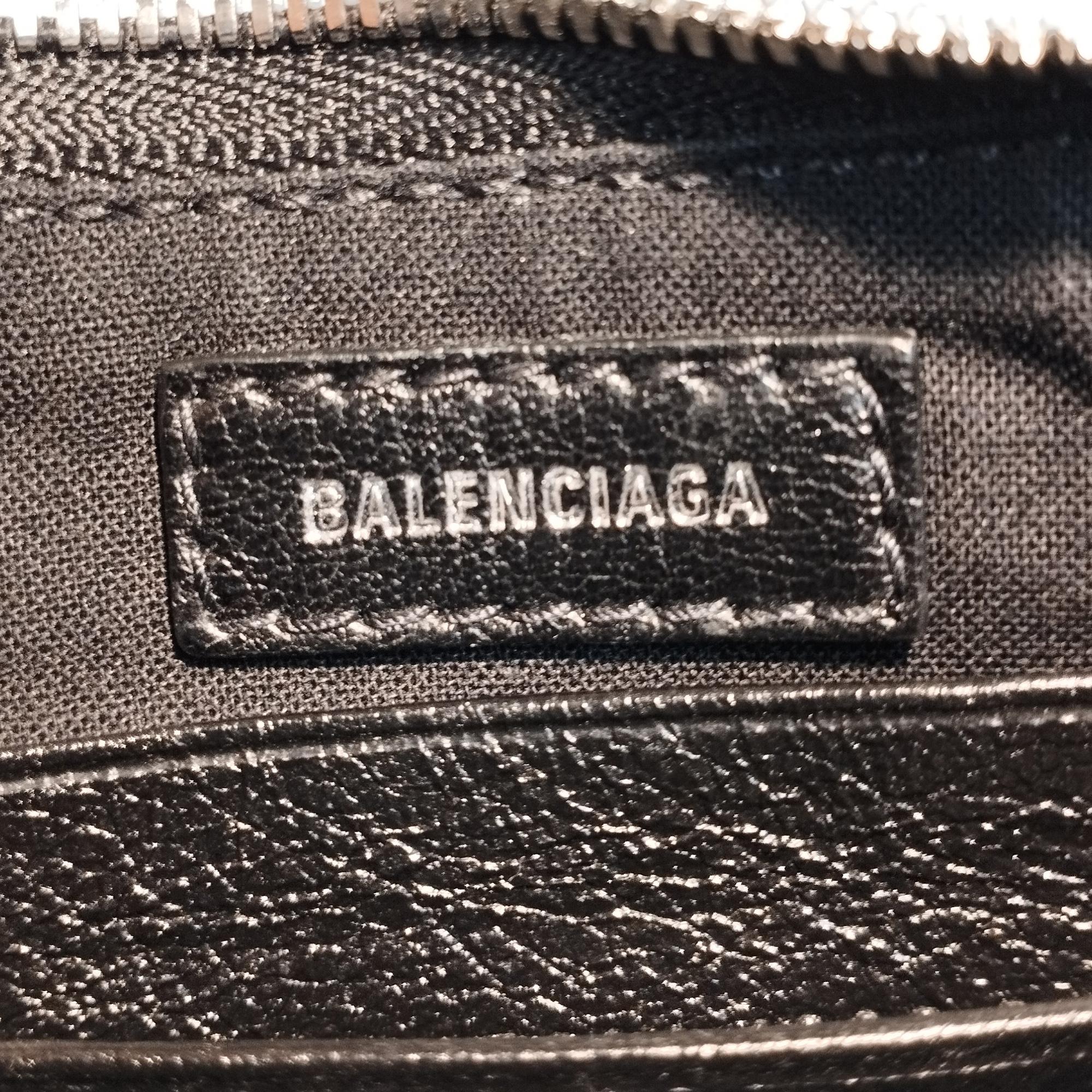 Balenciaga Mini Le Cagole (SHG-u9bVJ4)