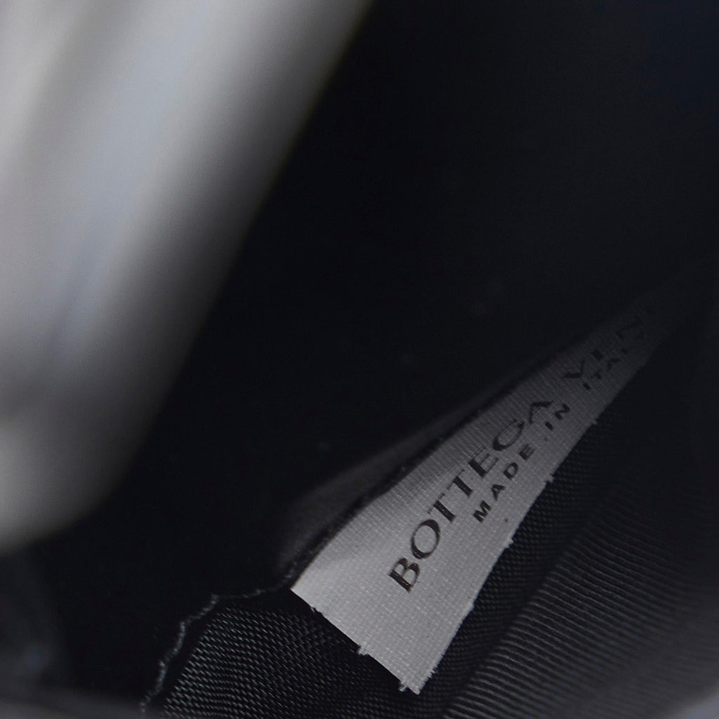 Bottega Veneta Intrecciato Bi-fold Wallet (SHG-XmwVIs)