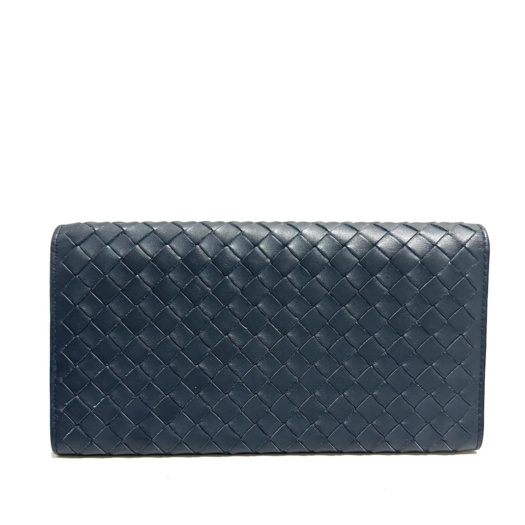 Bottega Veneta Intrecciato Bifold Long Wallet (SHG-XsjMU7)