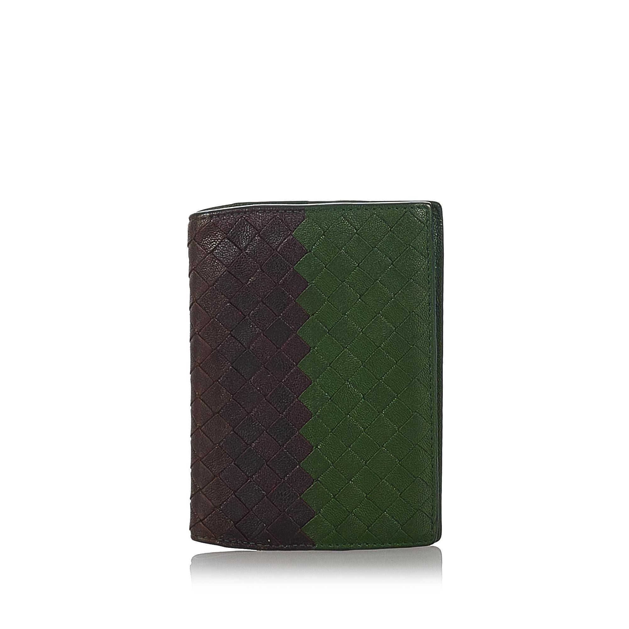 Bottega Veneta Intrecciato Leather Bifold Wallet (SHG-26767)