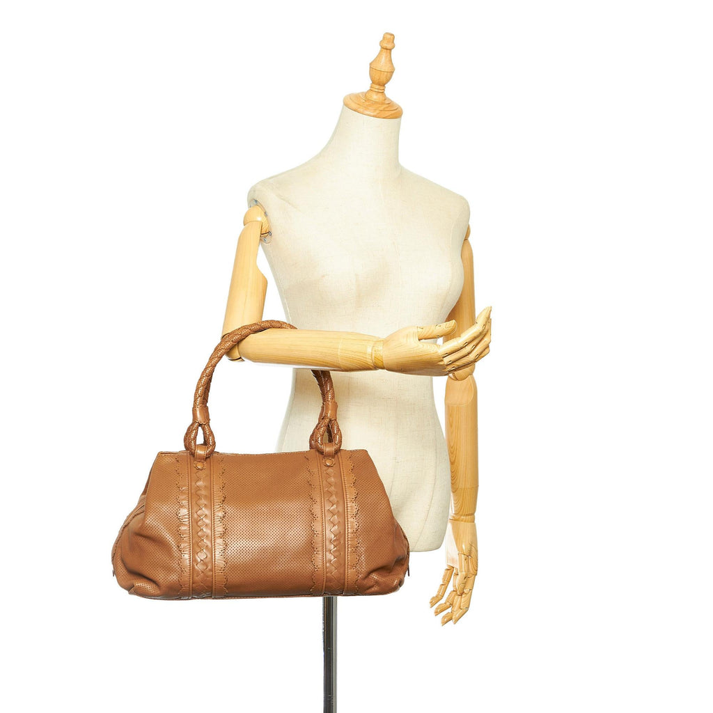 Bottega Veneta Intrecciato Leather Handbag (SHG-18825)