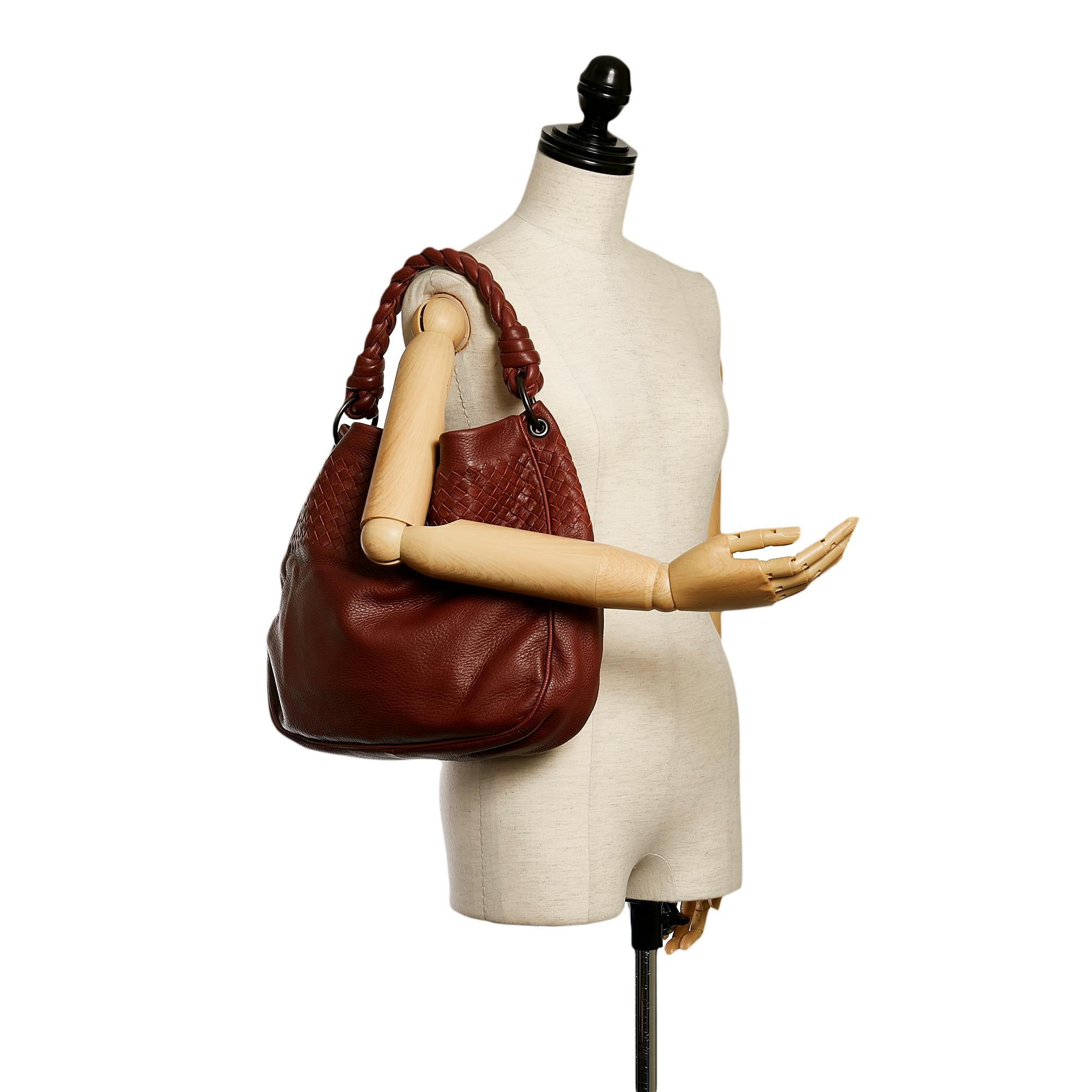 Bottega Veneta Intrecciato Leather Hobo Bag (SHG-31732)