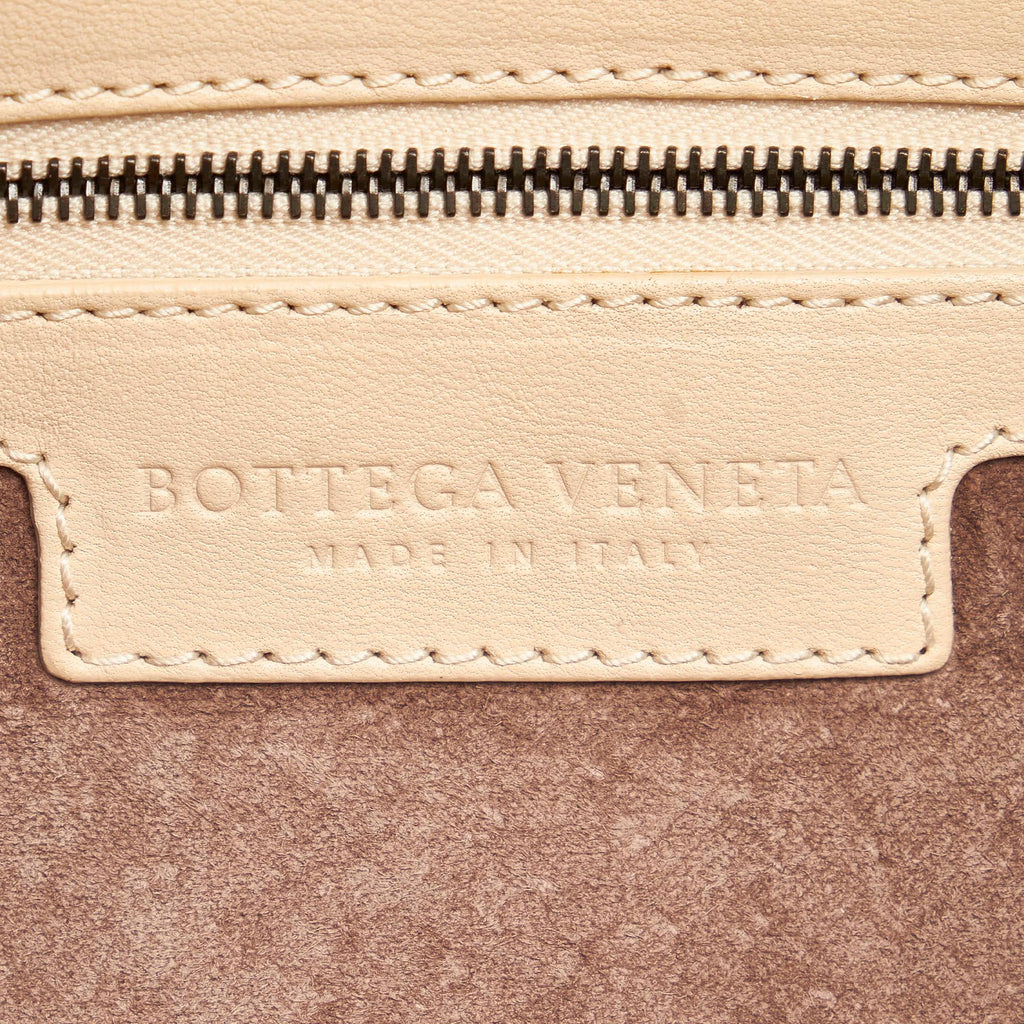Bottega Veneta Intrecciato Leather Hobo Bag (SHG-33080)