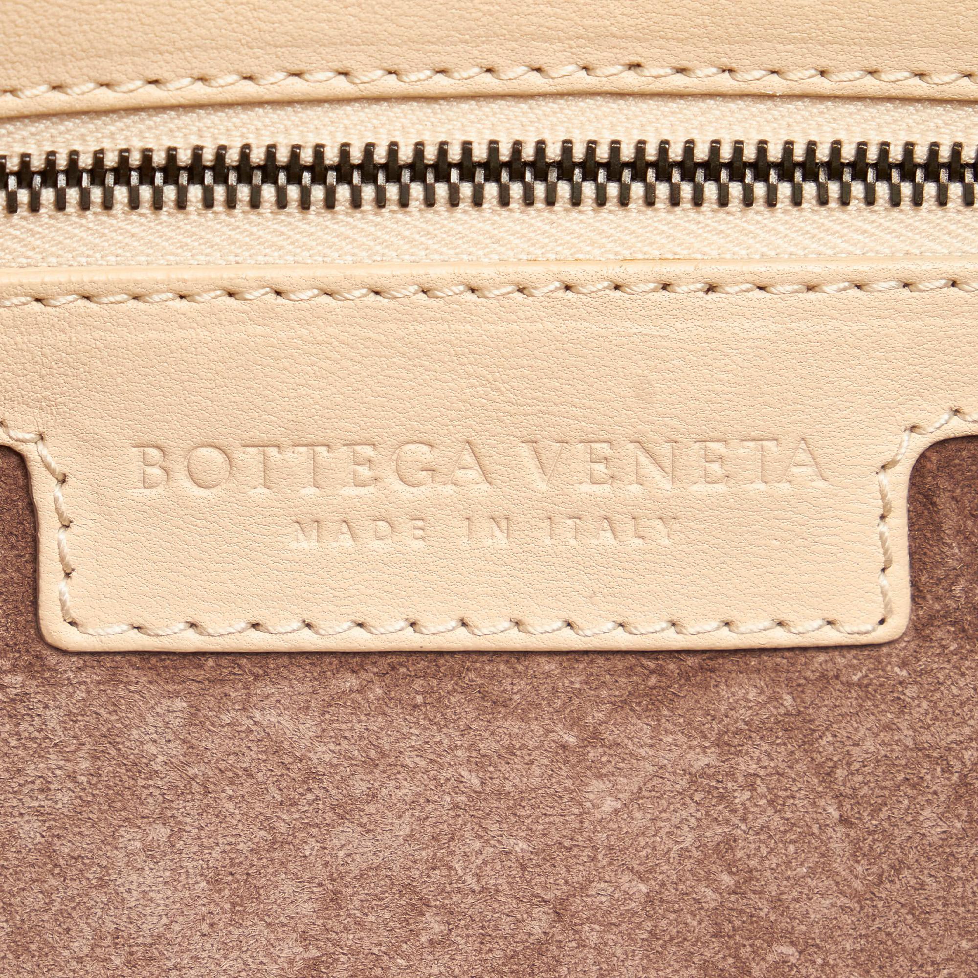 Bottega Veneta Intrecciato Leather Hobo Bag (SHG-33080)
