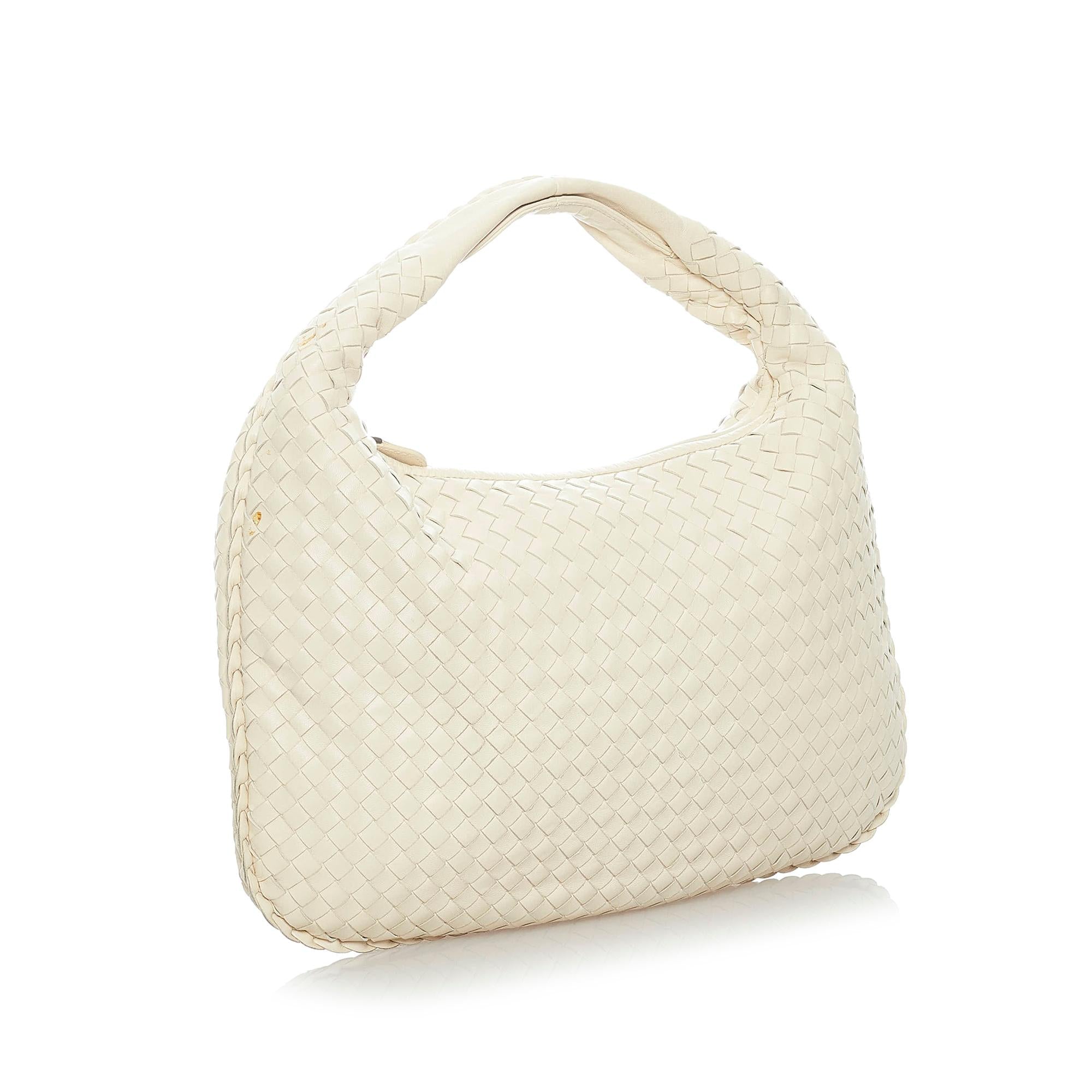 Bottega Veneta Intrecciato Leather Hobo Bag (SHG-33080)