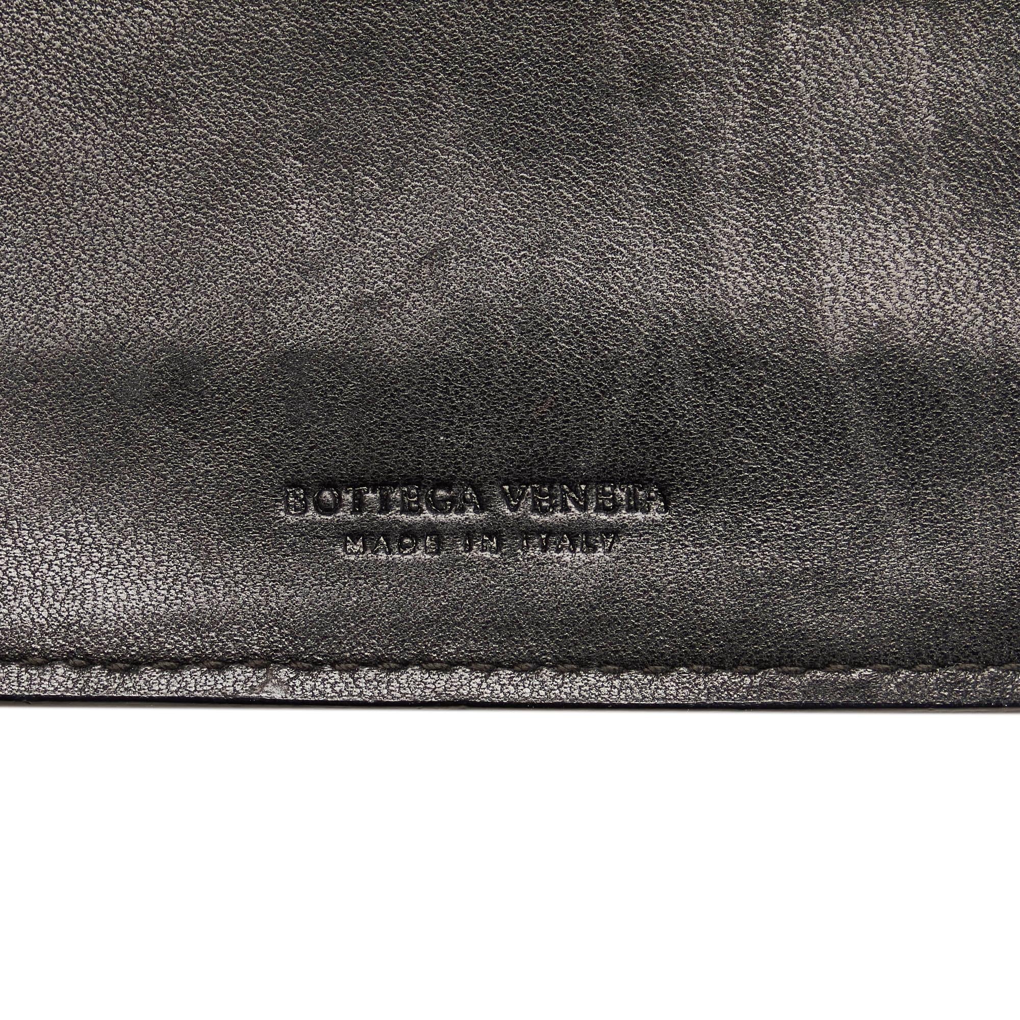 Bottega Veneta Intrecciato Leather Long Wallet (SHG-34987)