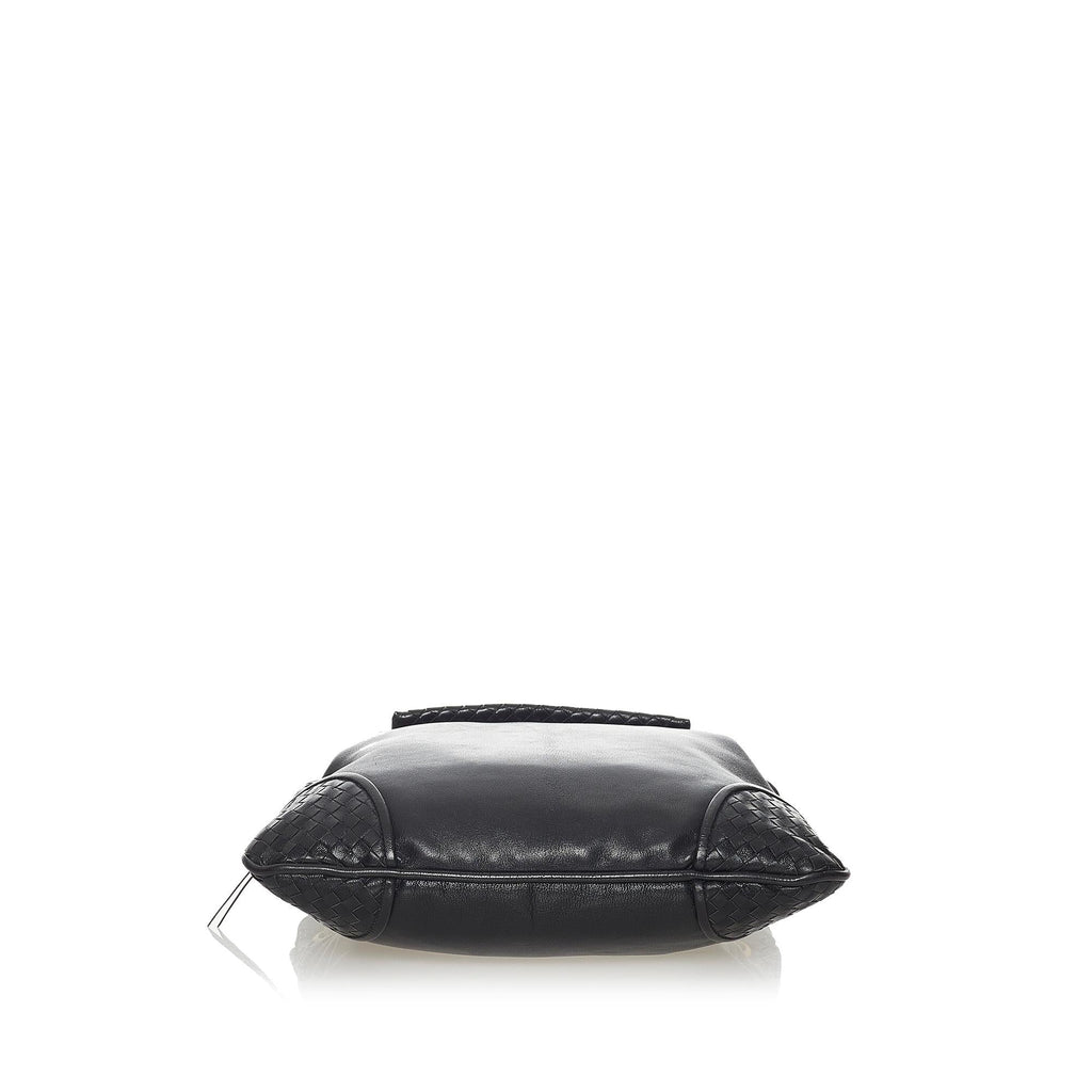 Bottega Veneta Intrecciato Leather Shoulder Bag (SHG-28132)