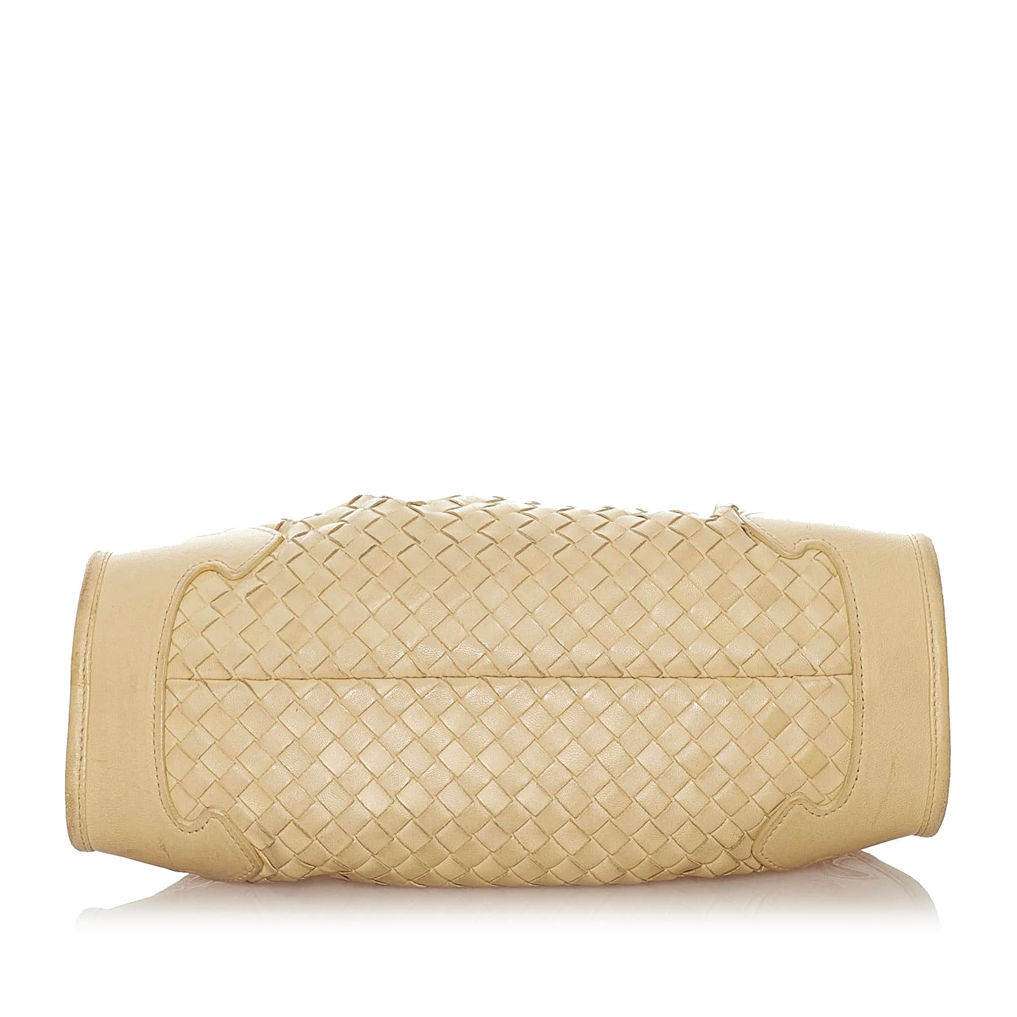 Bottega Veneta Intrecciato Leather Shoulder Bag (SHG-28138)