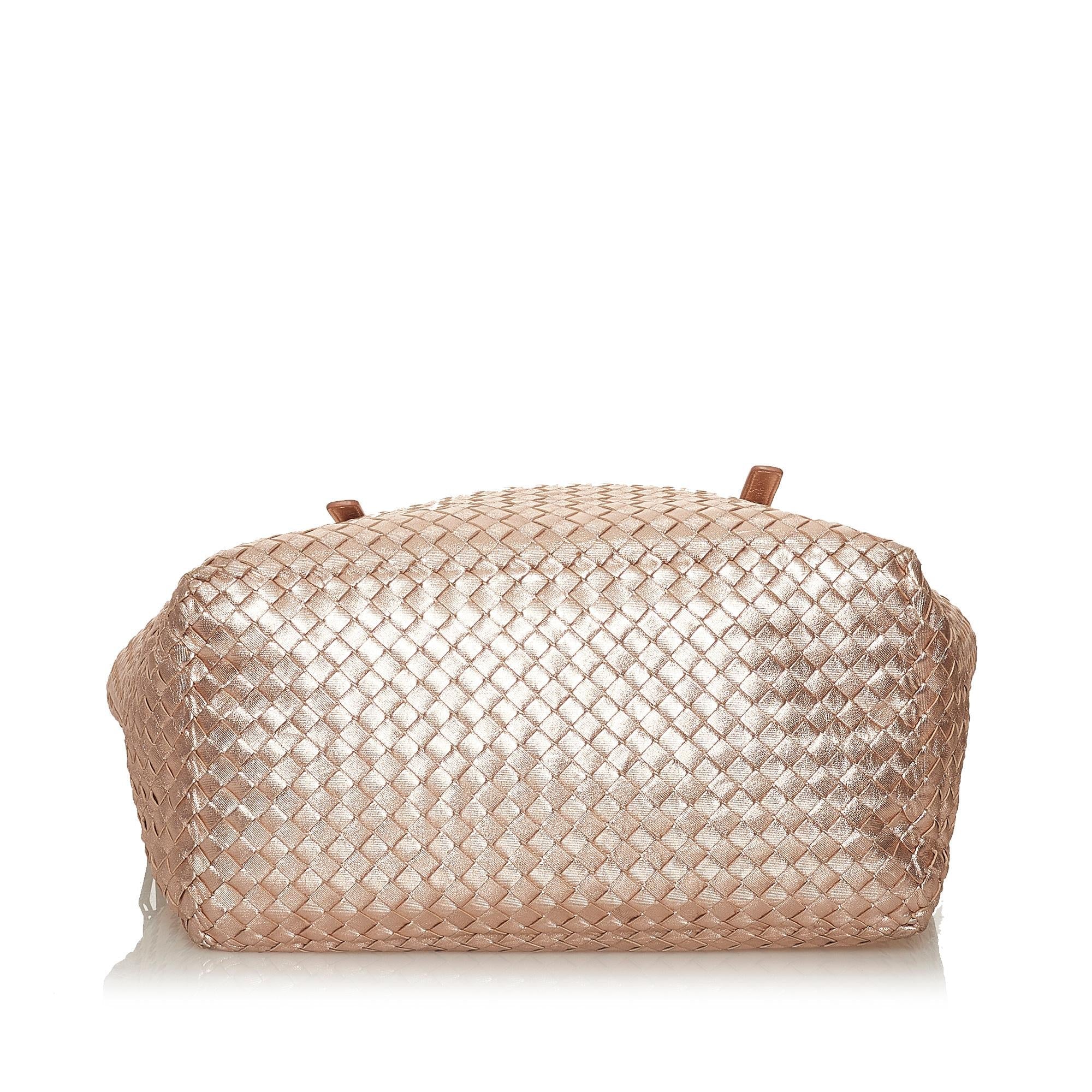 Bottega Veneta Intrecciato Leather Tote Bag (SHG-28629)