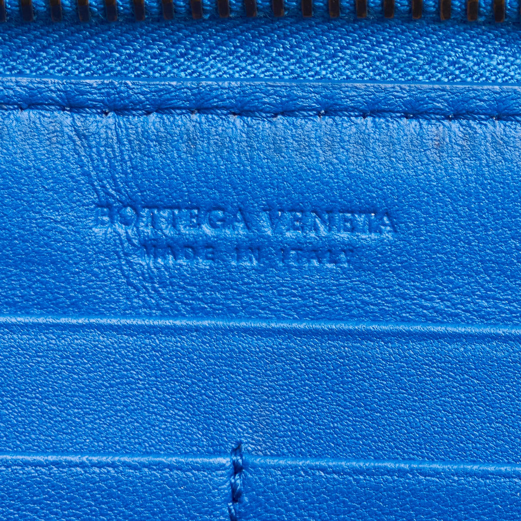 Bottega Veneta Intrecciato Leather Zip Around Wallet (SHG-23981)