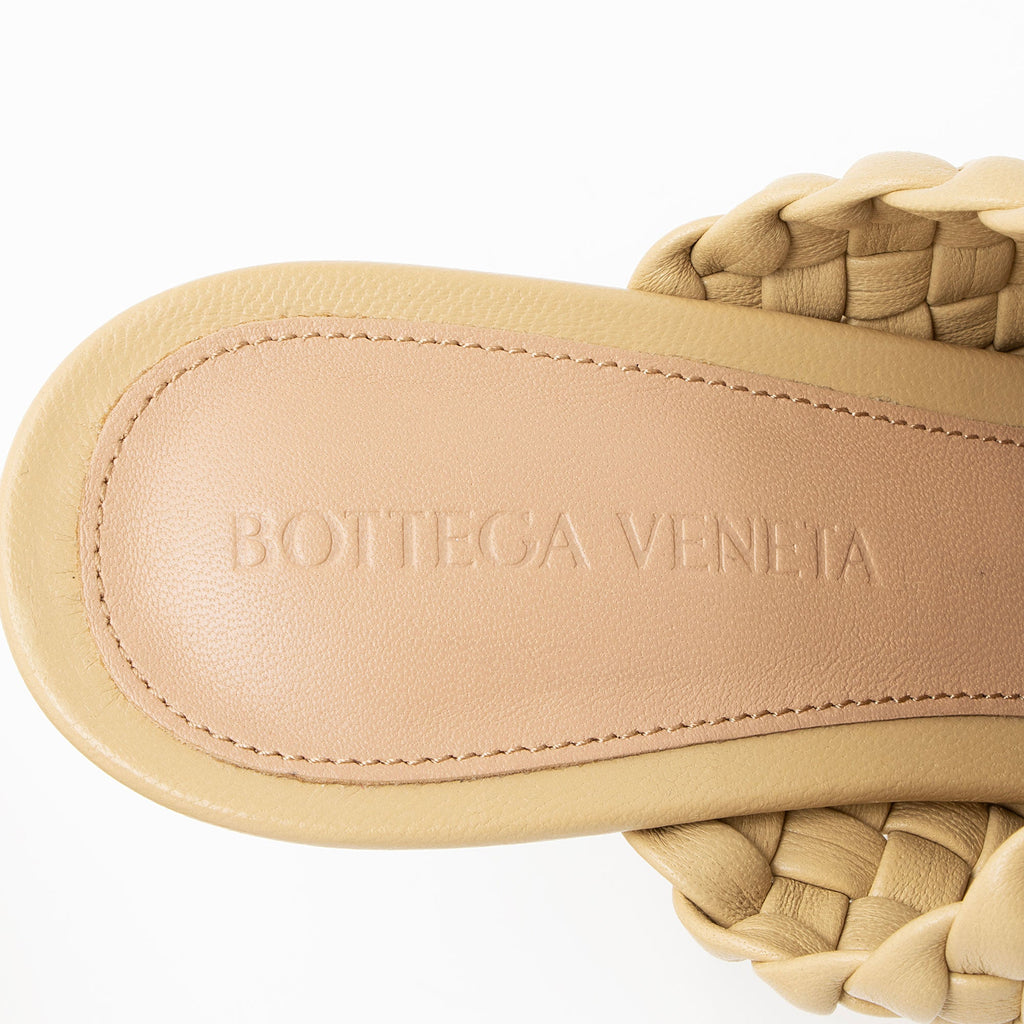 Bottega Veneta Intrecciato Nappa Knot Mules - Size 6 / 36