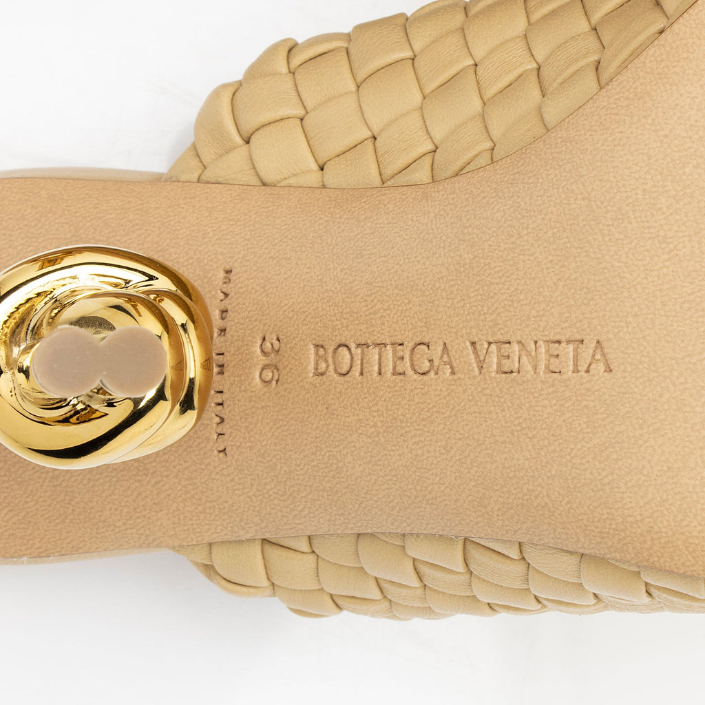Bottega Veneta Intrecciato Nappa Knot Mules - Size 6 / 36