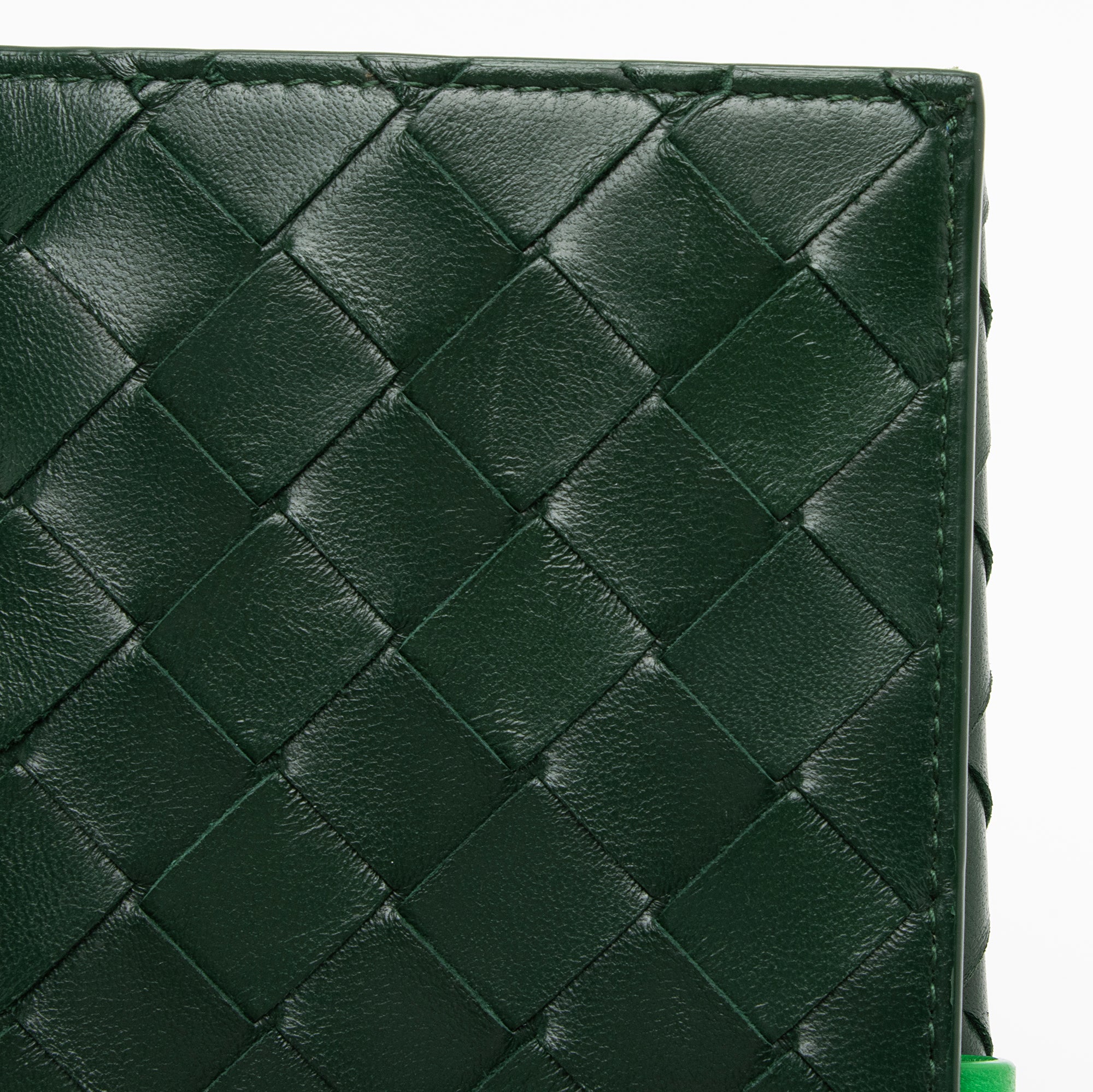 Bottega Veneta Intrecciato Nappa Leather Bi-Fold Continental Wallet (SHF-V5GP6D)