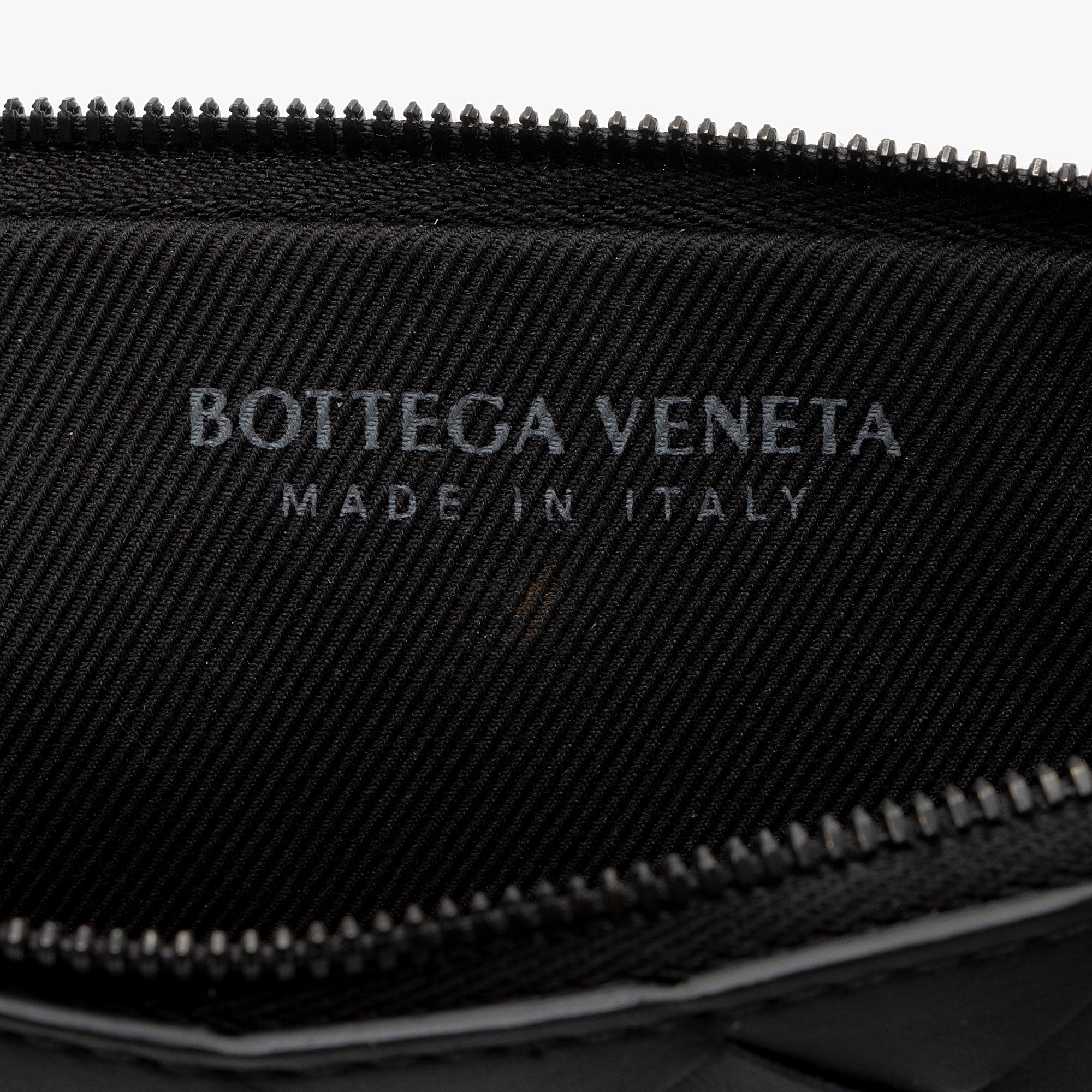 Bottega Veneta Intrecciato Nappa Leather Wristlet (SHF-HIja2g)
