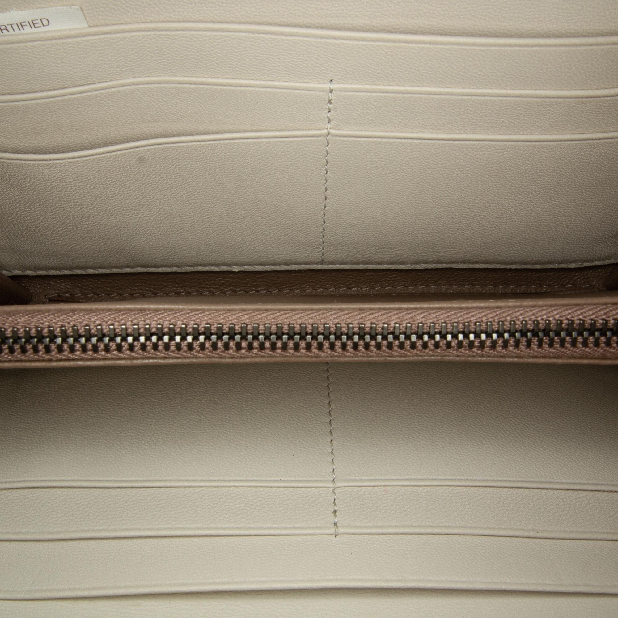 Bottega Veneta Intrecciato Zip Around Long Wallet (SHG-cBYpjx)
