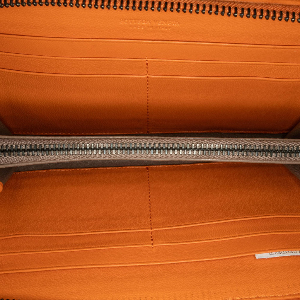 Bottega Veneta Intrecciato Zip Around Long Wallet (SHG-htwvgV)
