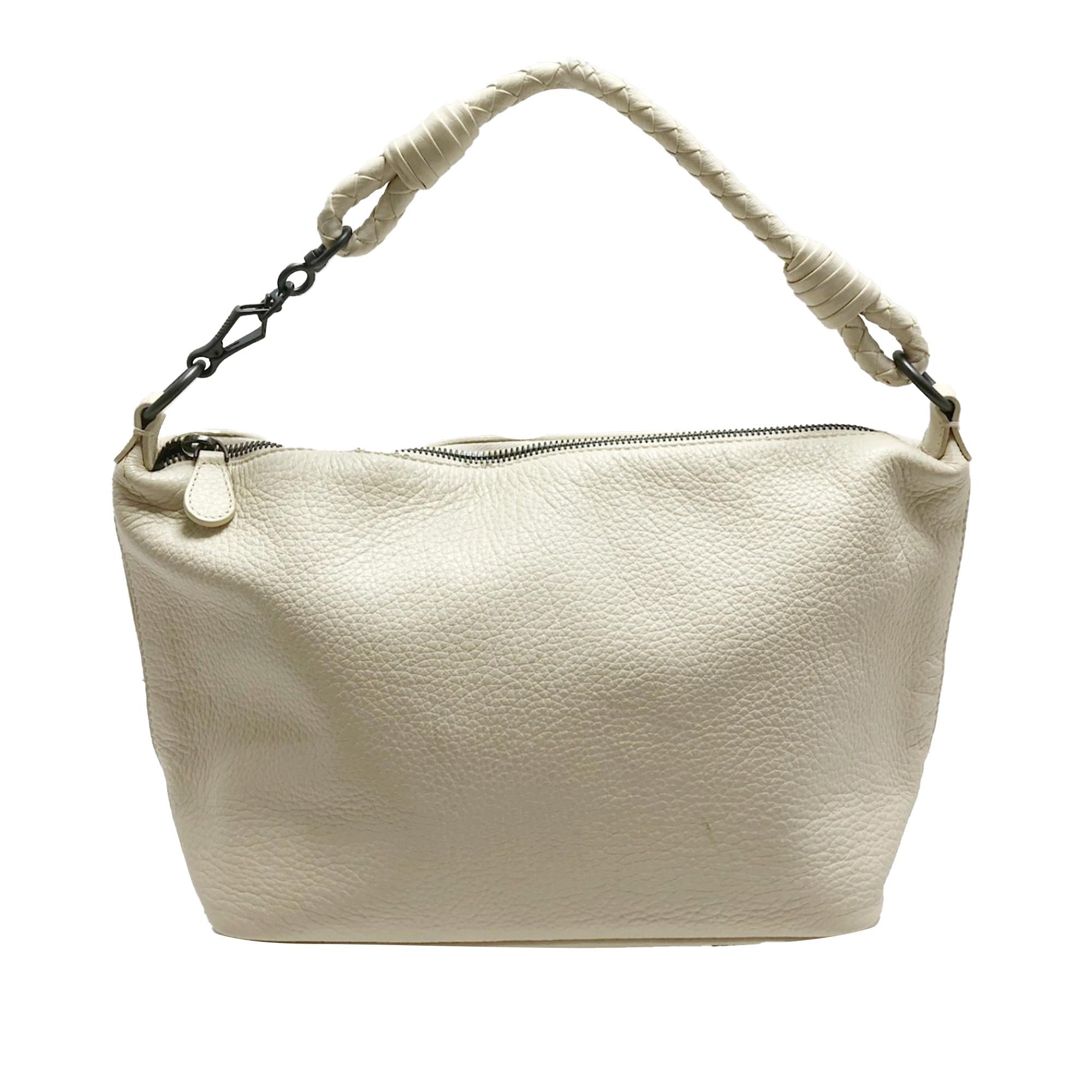 Bottega Veneta Leather Handbag (SHG-36853)