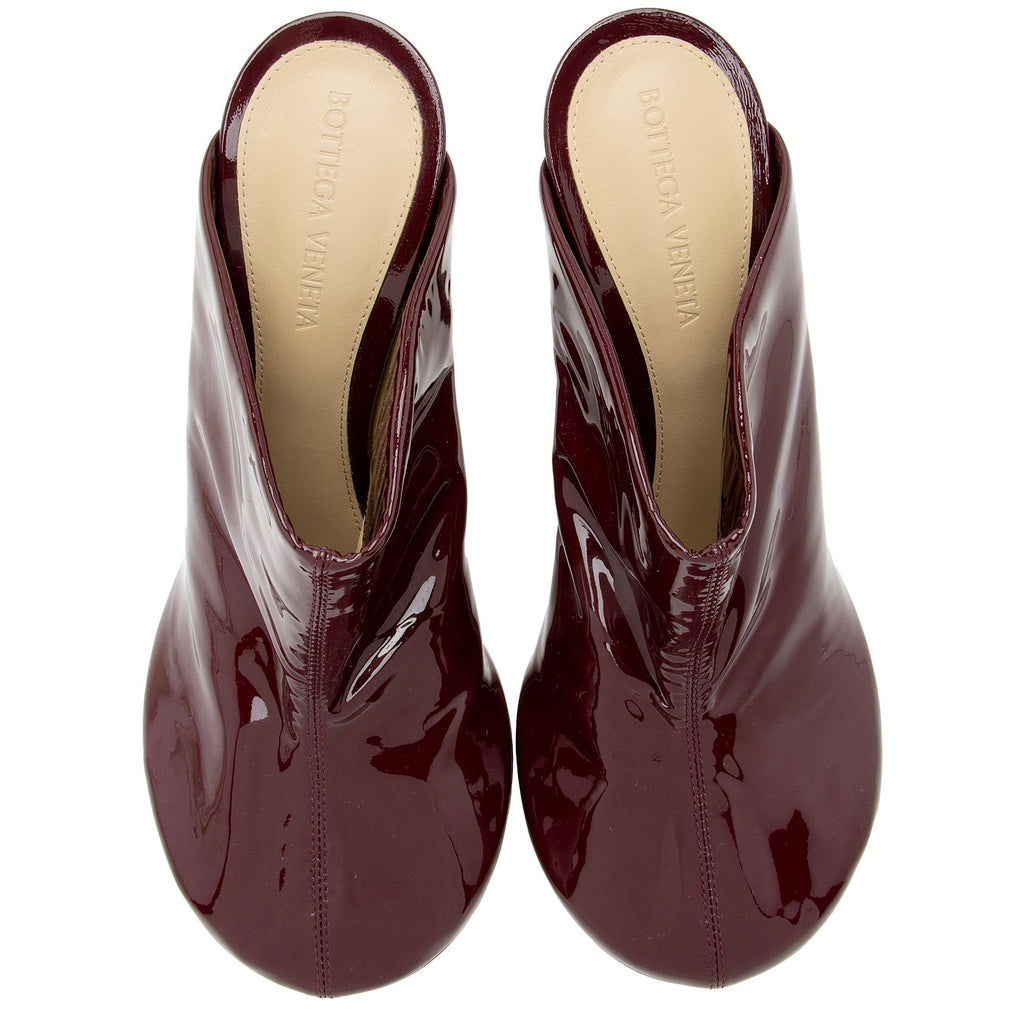 Bottega Veneta Supergloss Nappa Dot Mule Pumps - Size 7.5 C / 37.5 C (SHF-47r5By)