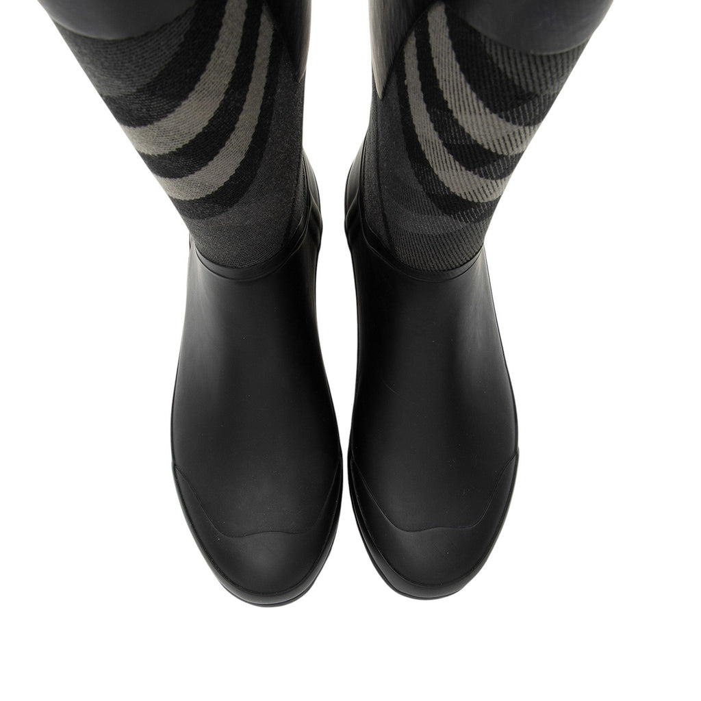 Burberry House Check Clemence Tall Rain Boots - Size 8 / 38