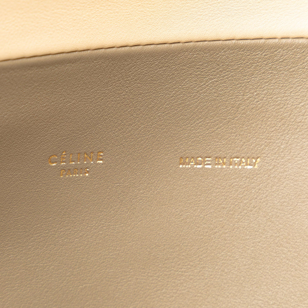 Celine All Soft Shoulder Bag (SHG-UJPsod)