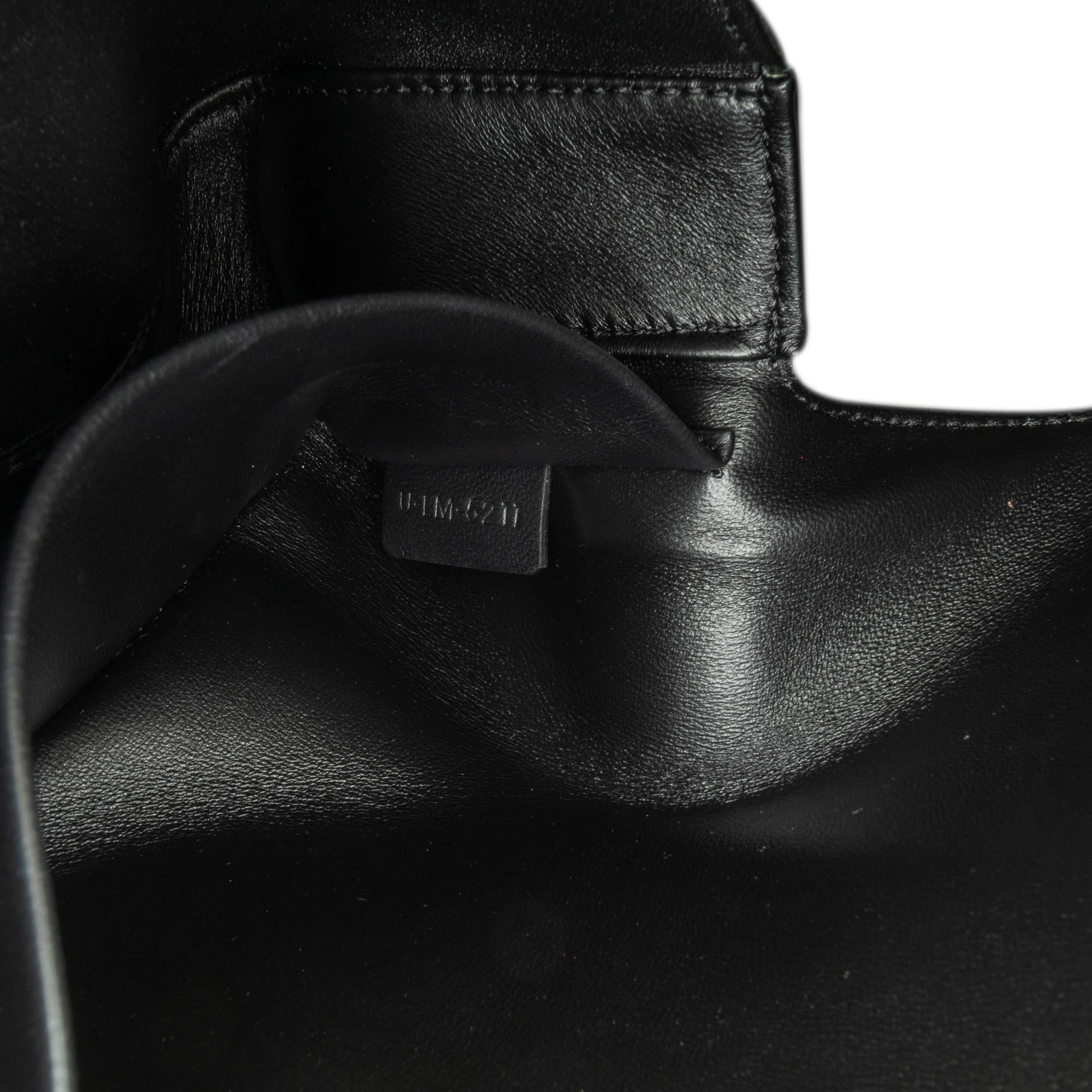 Celine Calfskin Cuir Triomphe Chain Shoulder Bag (SHG-7mujIg)