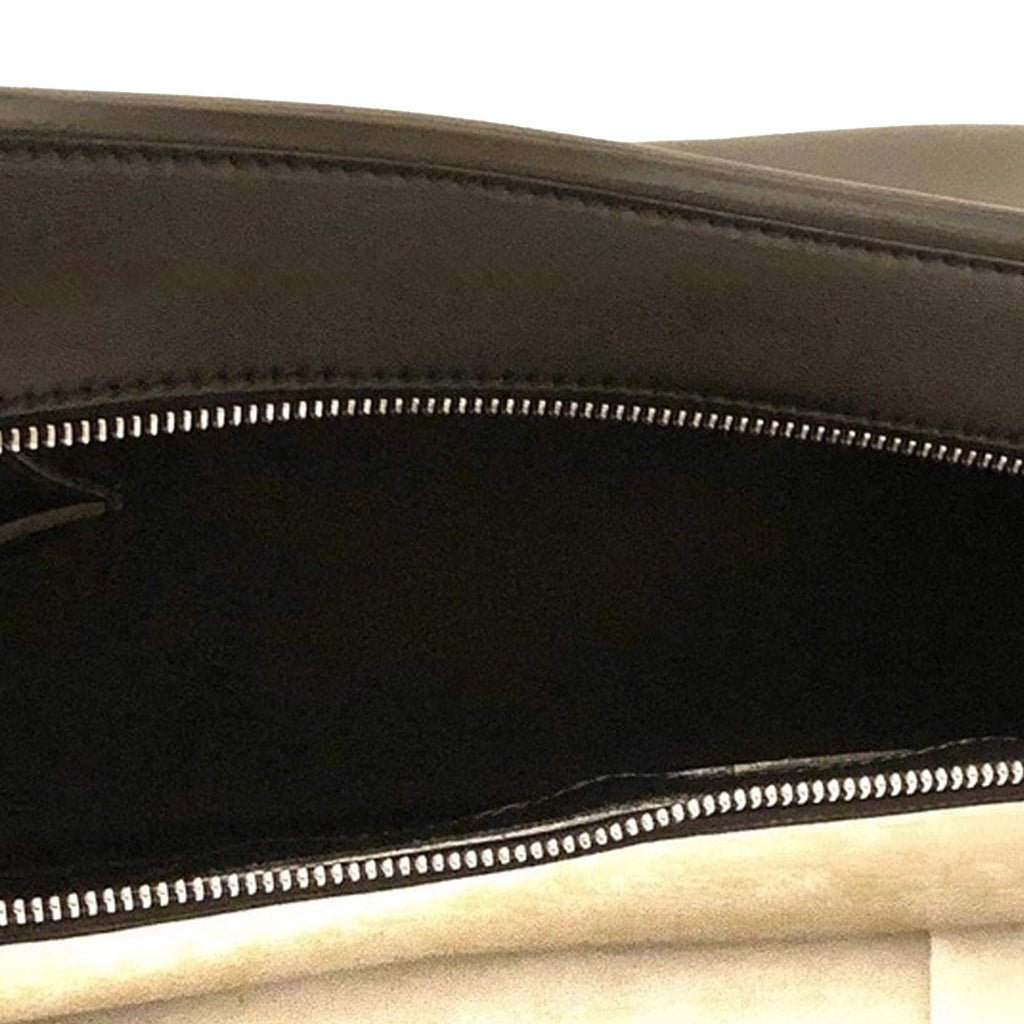 Celine Edge Bicolor Leather Handbag (SHG-VTZAGE)