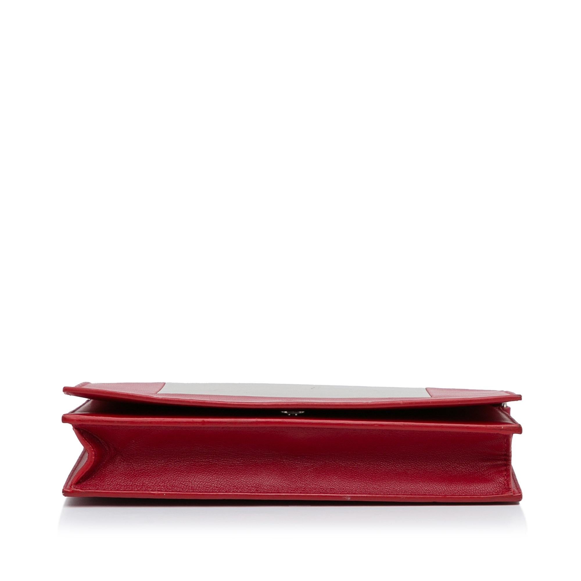 Celine Frame Leather Wallet on Chain (SHG-i2nR2K)